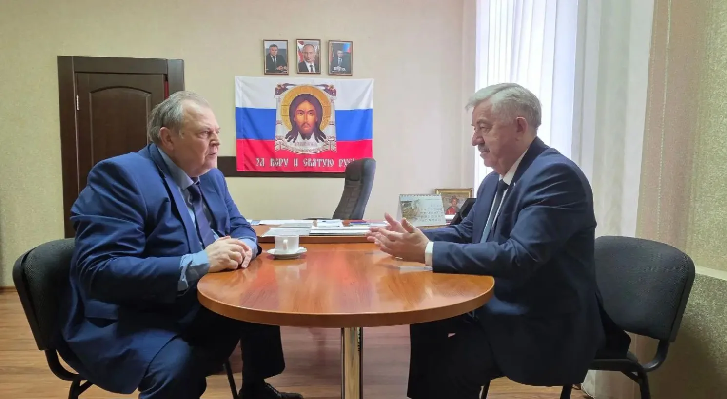 Сегодня провел рабочую встречу с ректором Луганского государственного университета имен...