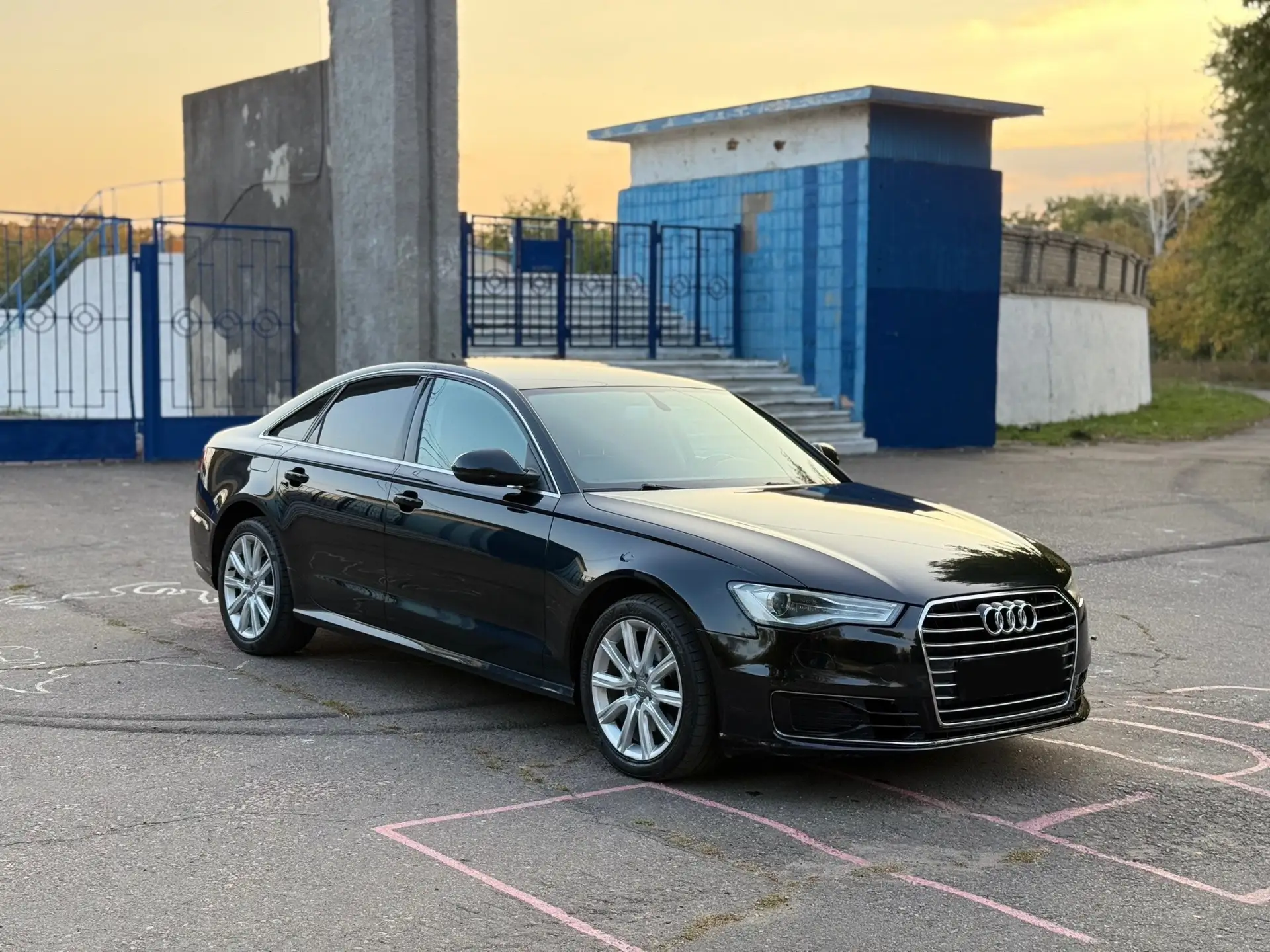 В продаже Audi A6 рестайлинг (2016)