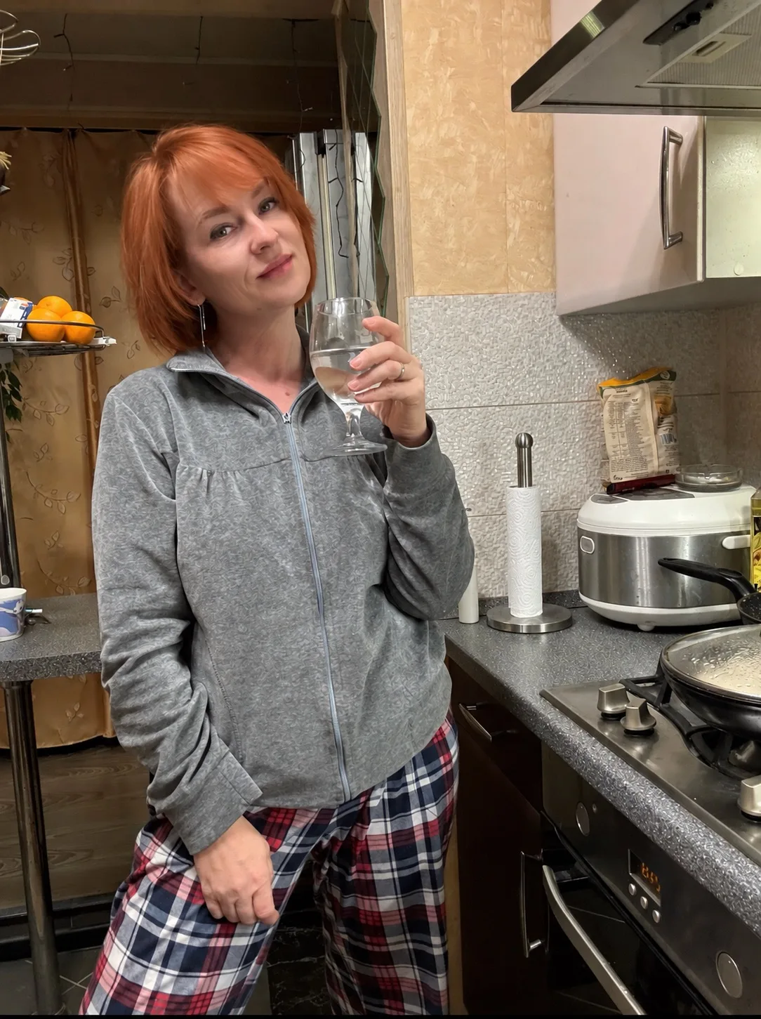 Я тут сегодня в домашних делах и заботах,но помню что обещала рассказать про уход. Поэт...