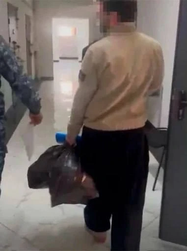 ❗️ Уроженца Самары, певца Navai, задержали на границе Казахстана.