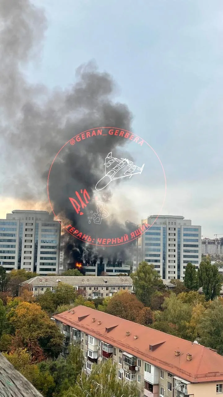 ❗️Продолжается нанесение ударов по киевским датацентрам!