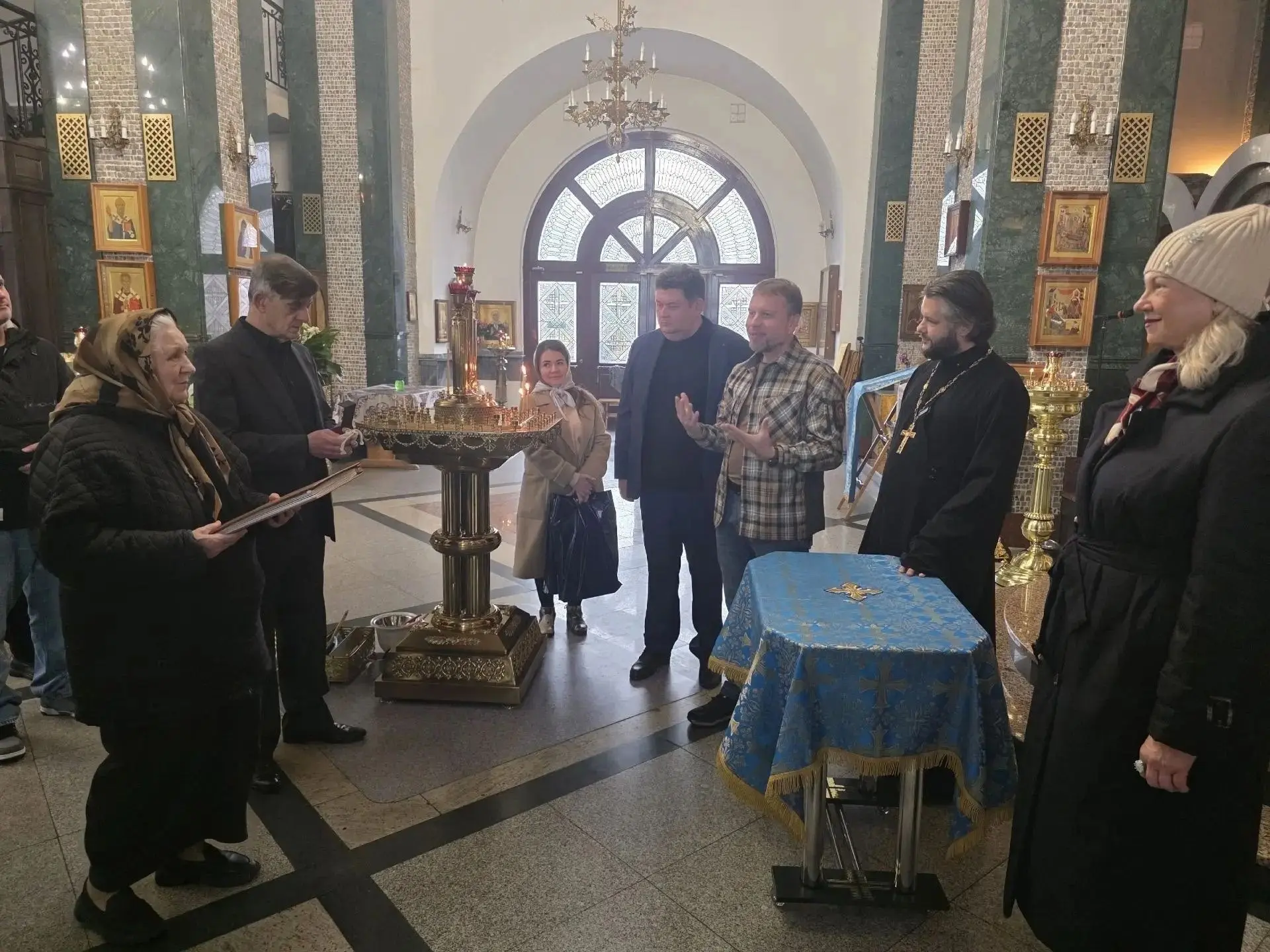 Сегодня вместе с управой нашего района,  настоятелем Храма