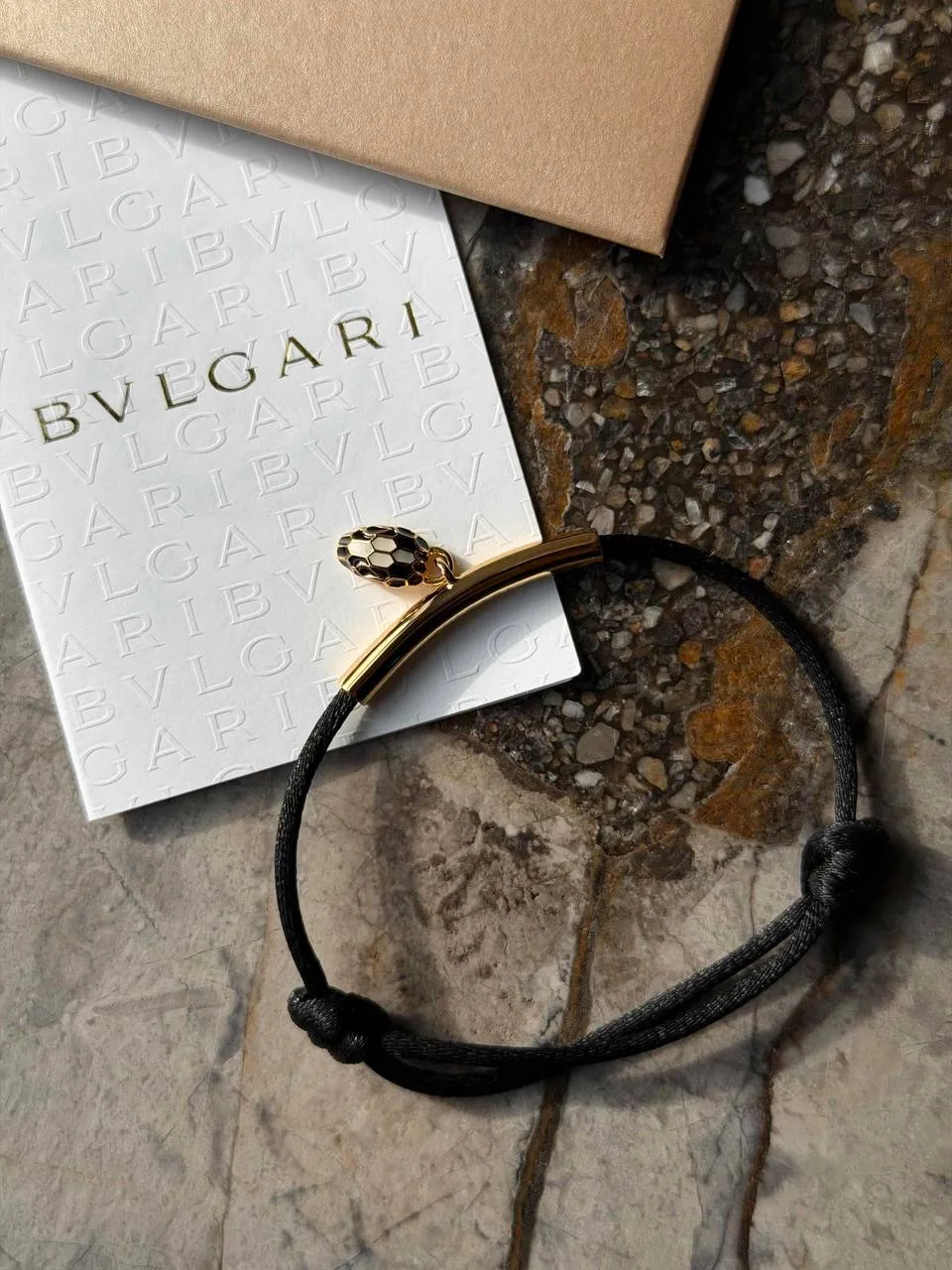 Новые браслеты Bvlgari Serpenti: