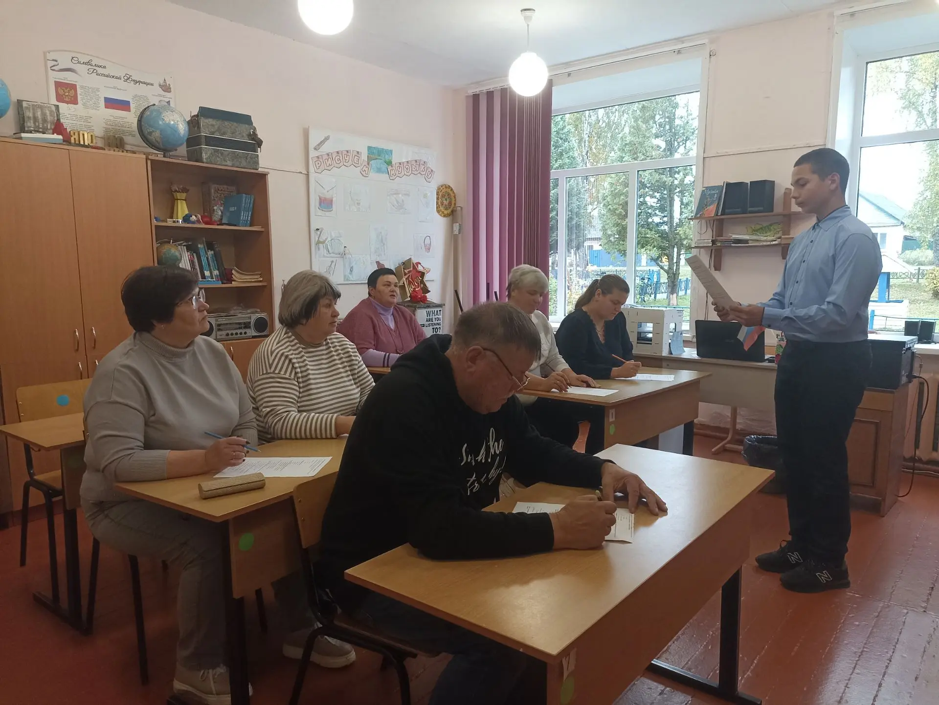 🎉 Финансовая грамотность: важно в любом возрасте! 🎉