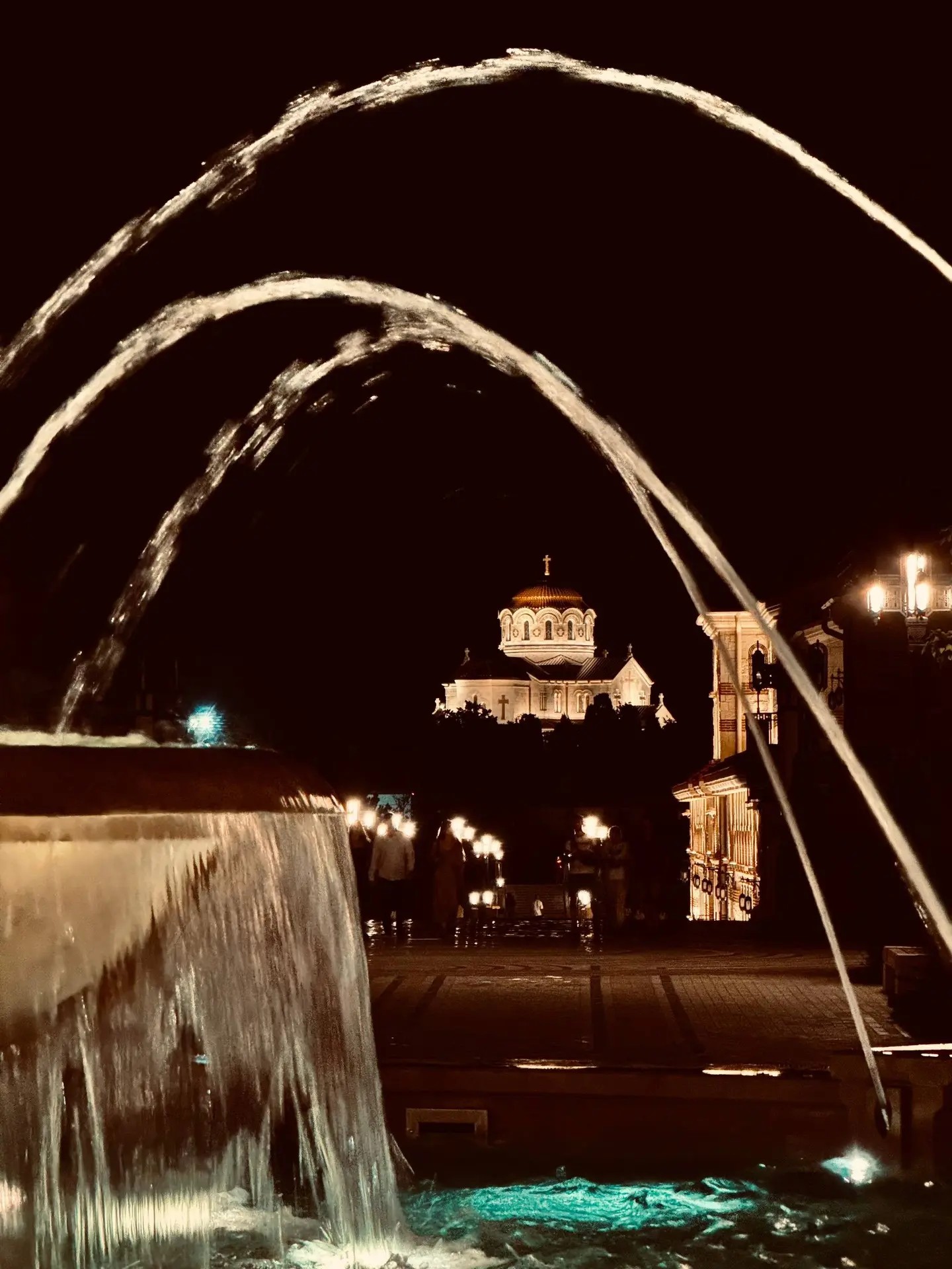 🏛 Ночной Новый Херсонес — это не просто музей. Это живая история, которая оживает в св...