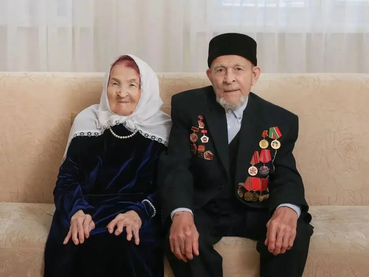 💕 В Челнах супруги Назмутдиновы отметили 70 лет вместе