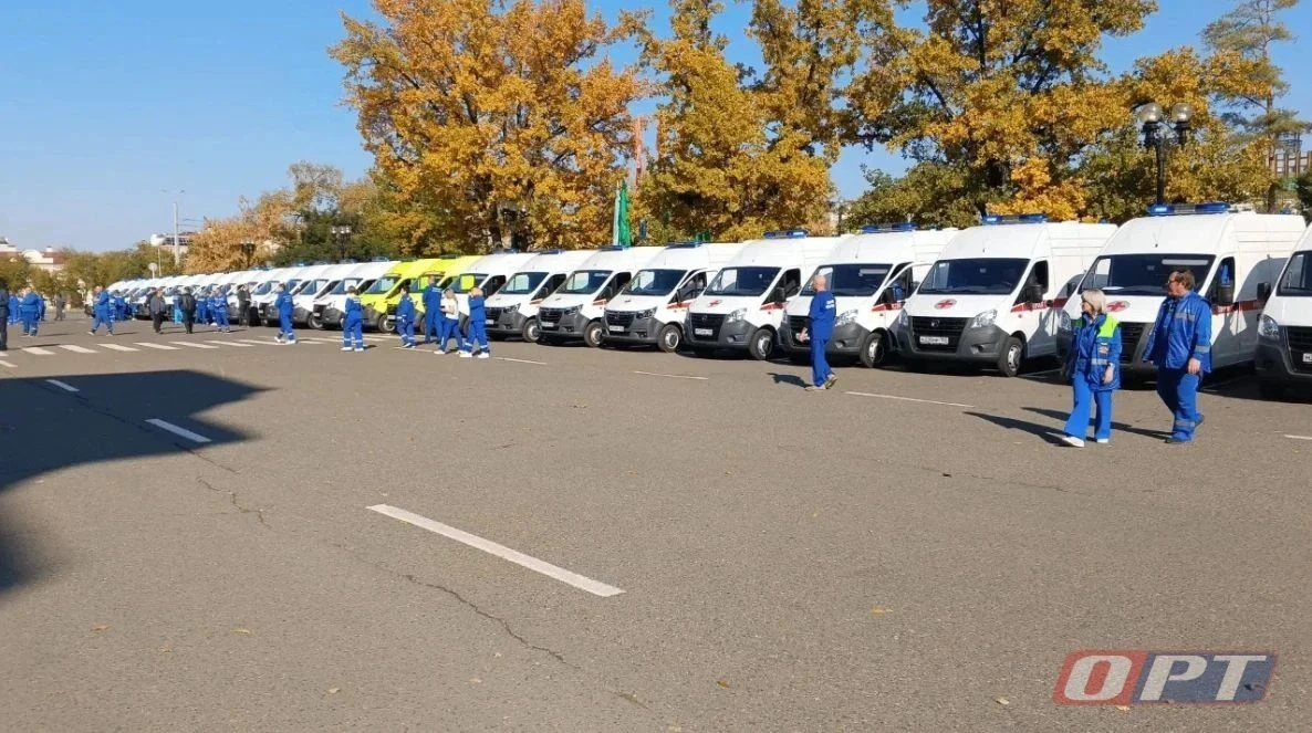🚑 32 новые скорые пополнили автопарк Оренбуржья