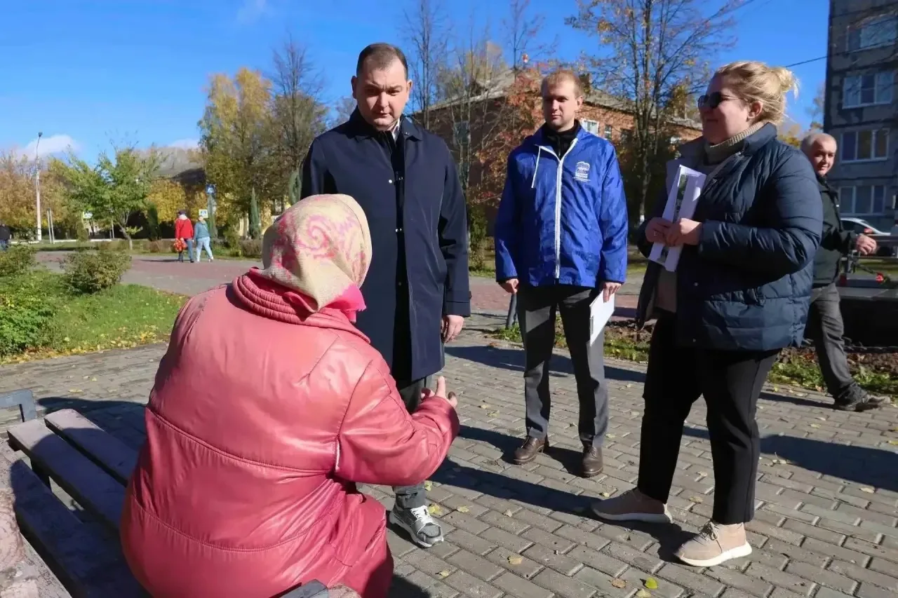 Павловском Посаде состоялся объезд общественных и дворовых территорий. В нём приняли уч...