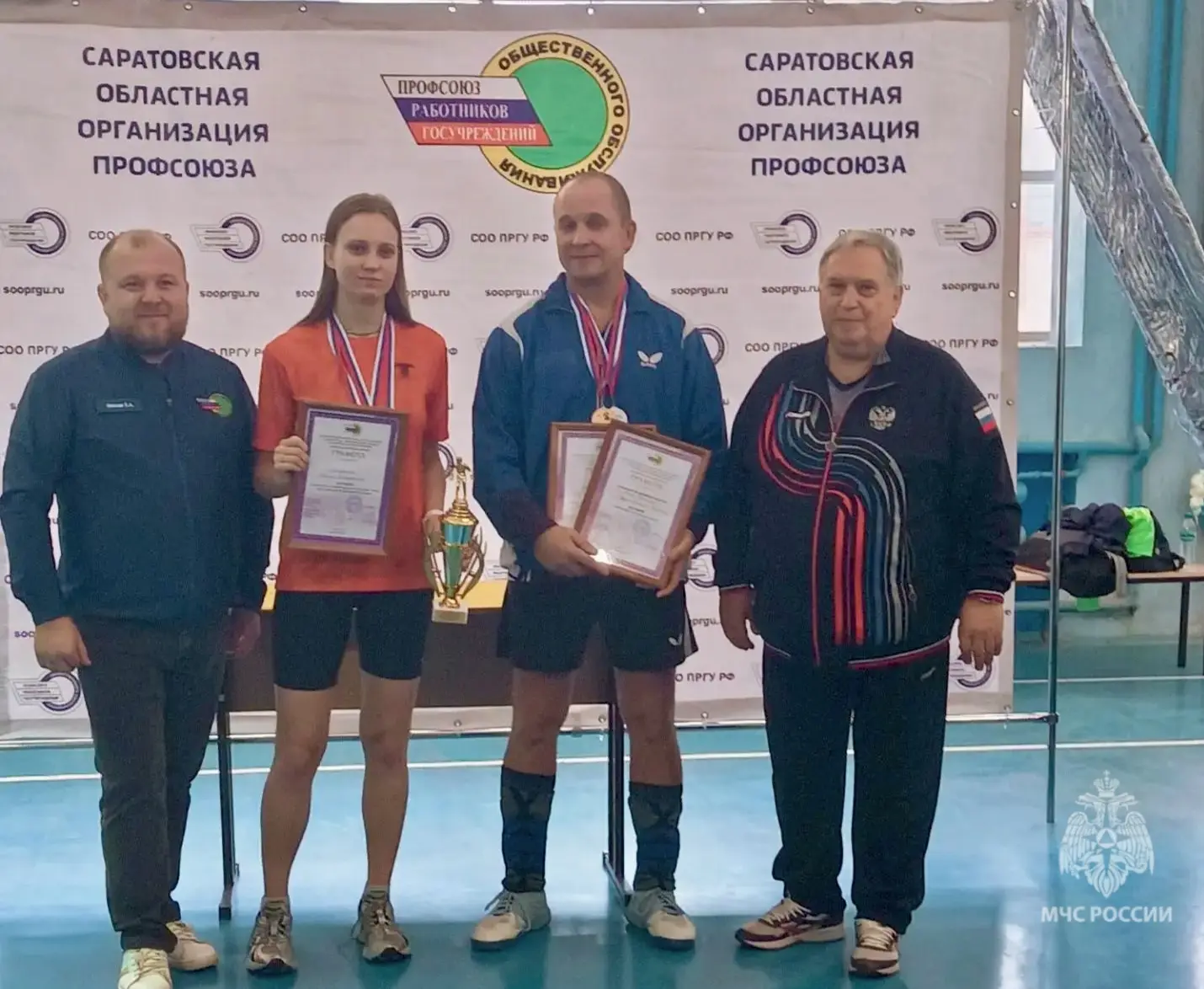 Саратовские госслужащие сыграли в настольный теннис. Победа за МЧС 💪