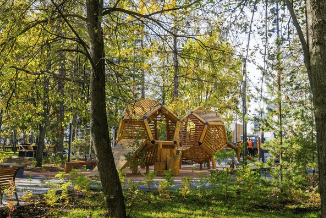 В Уфе торжественно открыли обновлённый парк имени Ленина.