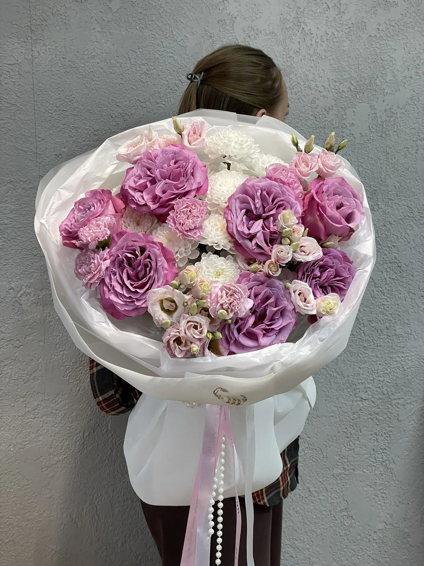 Сборный букет в розово-белых оттенках 🌸