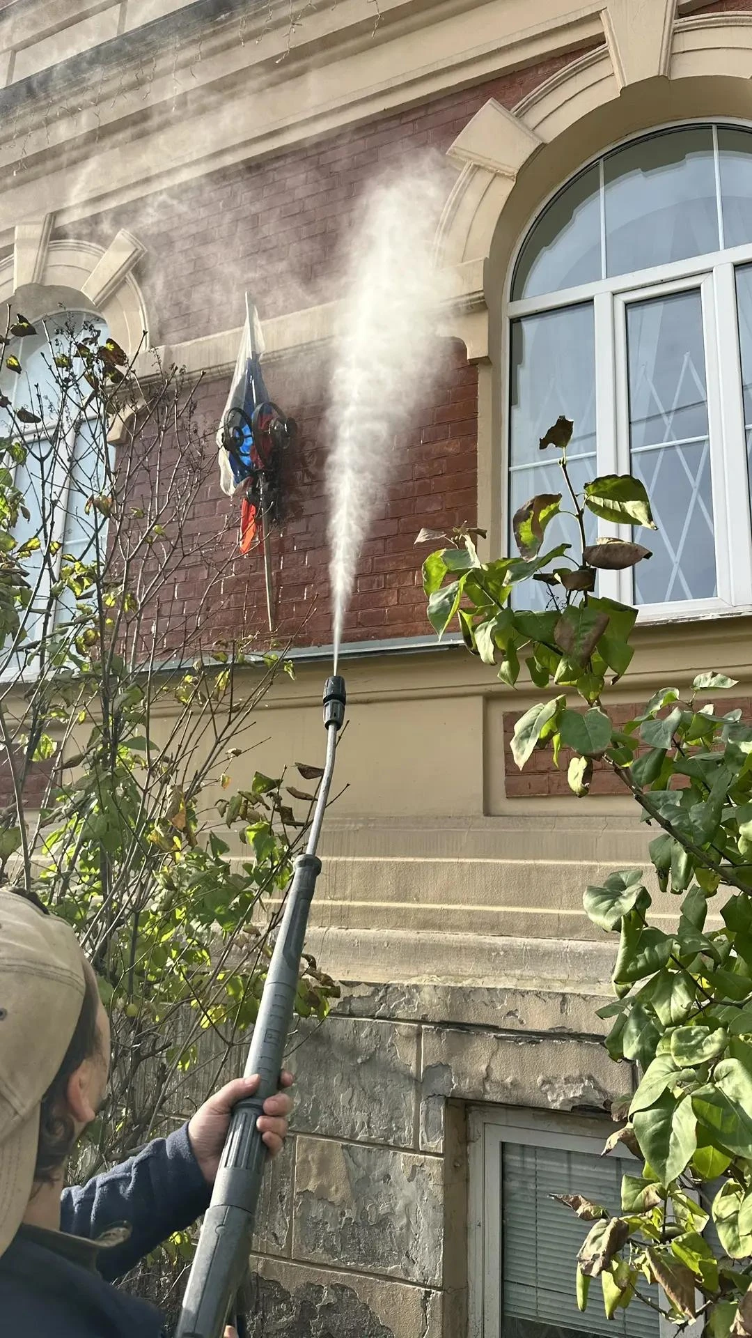 Губернатор Санкт-Петербурга Александр Беглов 1 октября открыл месячник благоустройства.