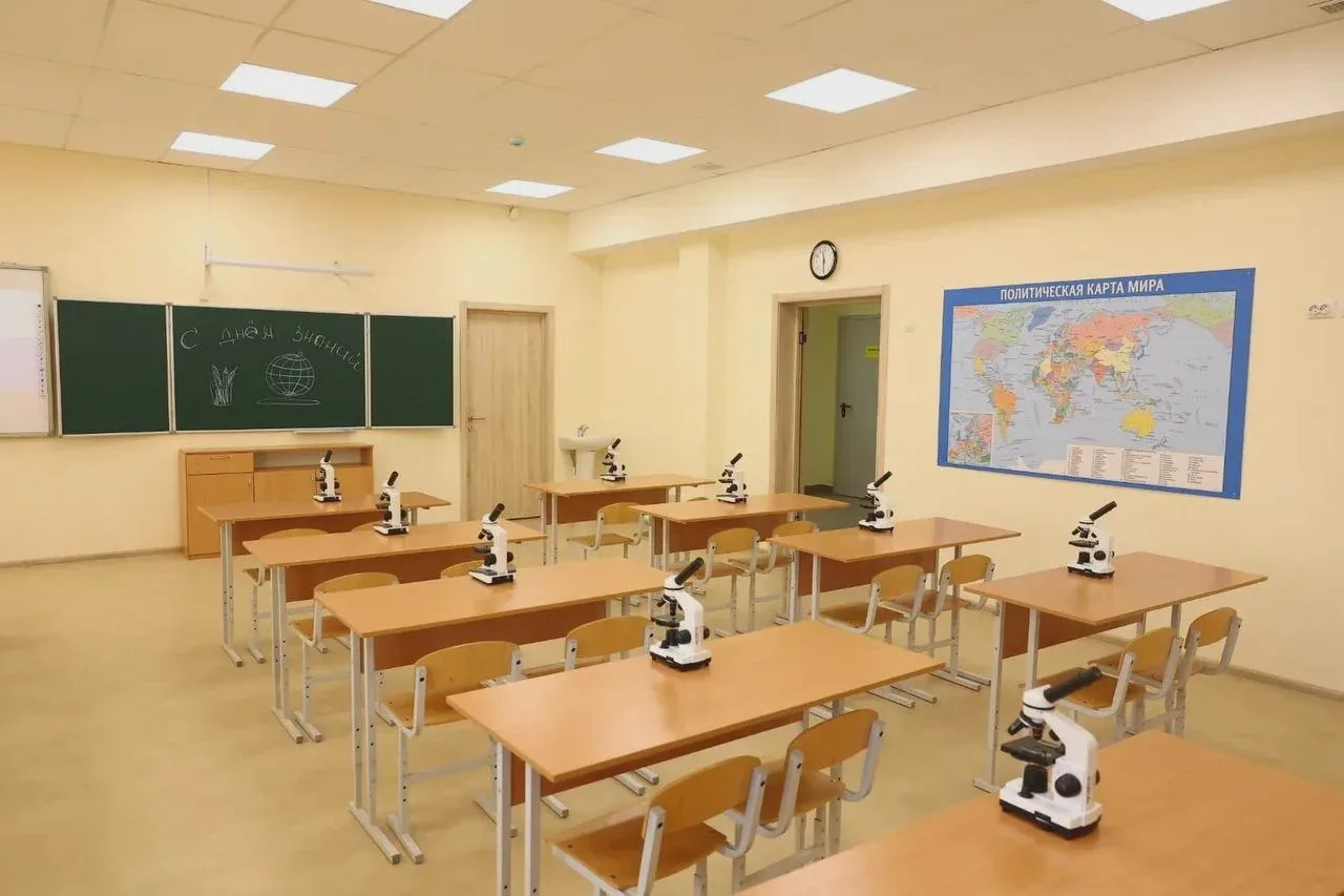 В школах предложили начинать уроки в 9:00