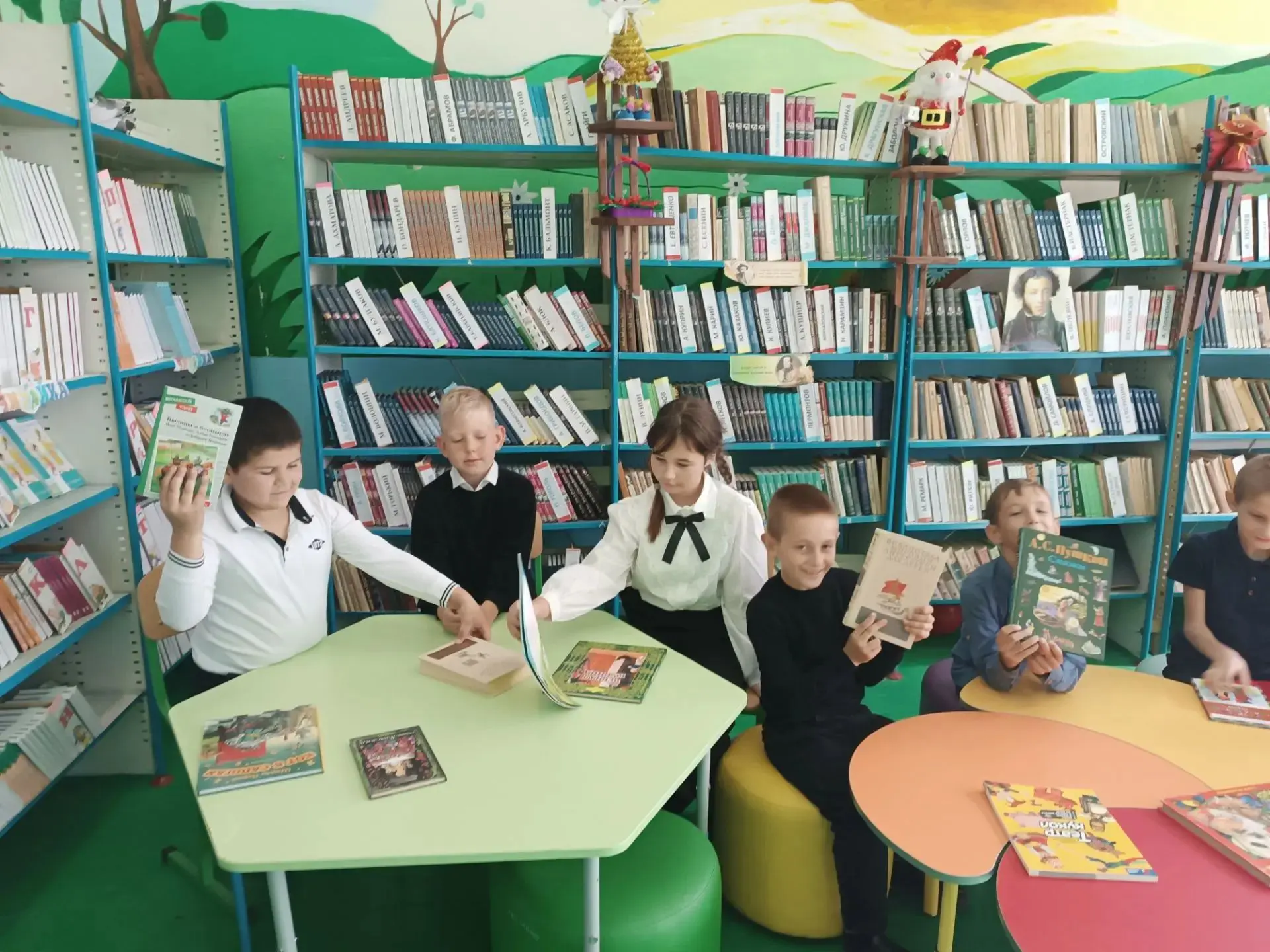 🎉 Библиотечный урок в 3 классе: путешествуем по страницам книги! 🎉
