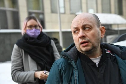 Главреду «Медиазоны» Сергею Смирнову, который, как и его издание, уже числится в рядах ...