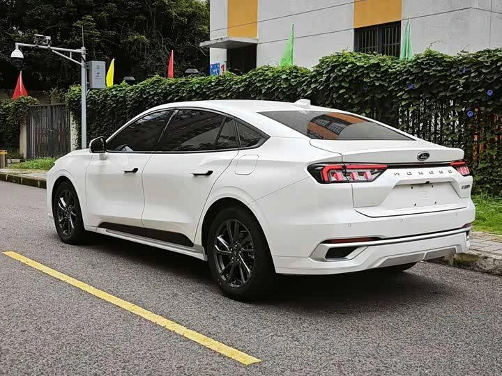 2025 Ford Mondeo 1.5T EcoBoost Luxury