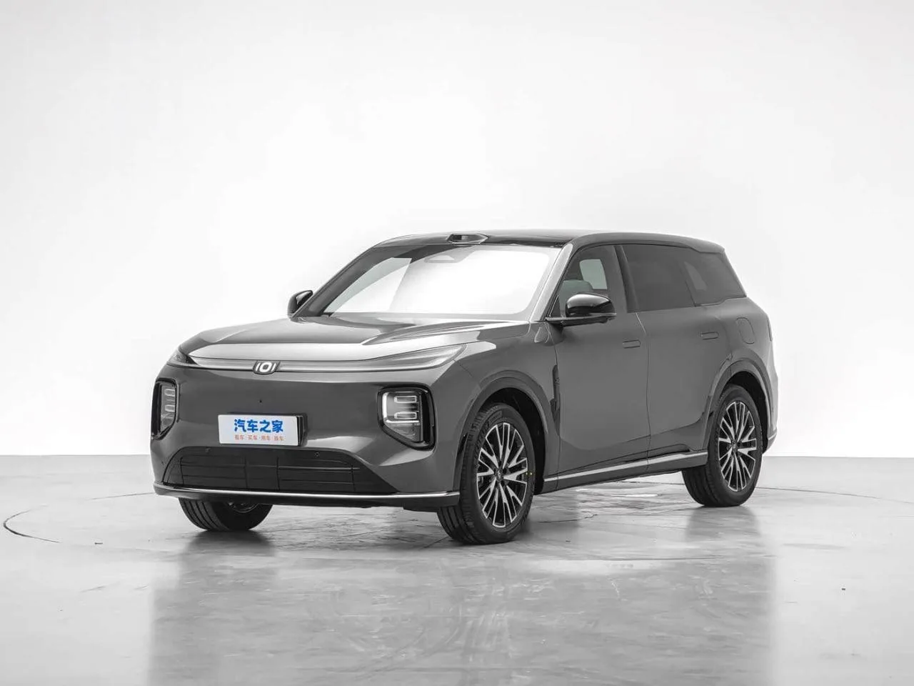 Доступен к заказу Changan Qiyuan Q07 гибрид за 3900.000 млн 🔥