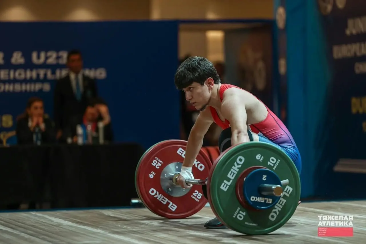 🏋️‍♂️ Ислам Абакаров дебютировал на первенстве Европы по тяжелой атлетике