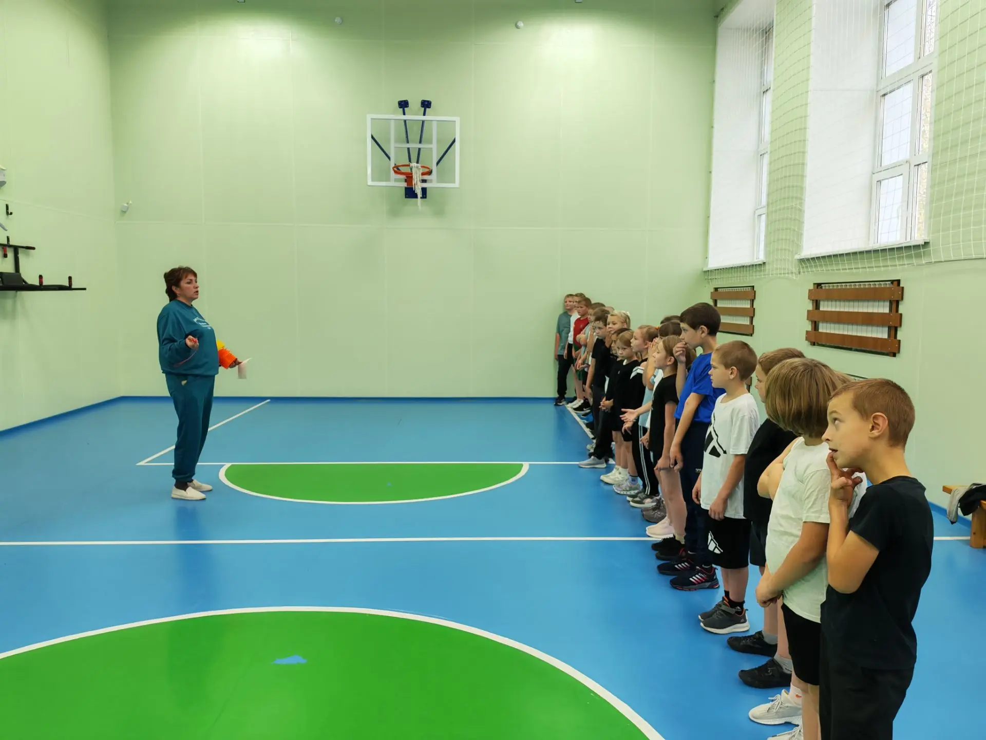 🧩🍁 Спортивно-игровой праздник «Осенний калейдоскоп» для учащихся 2–4 классов прошел д...