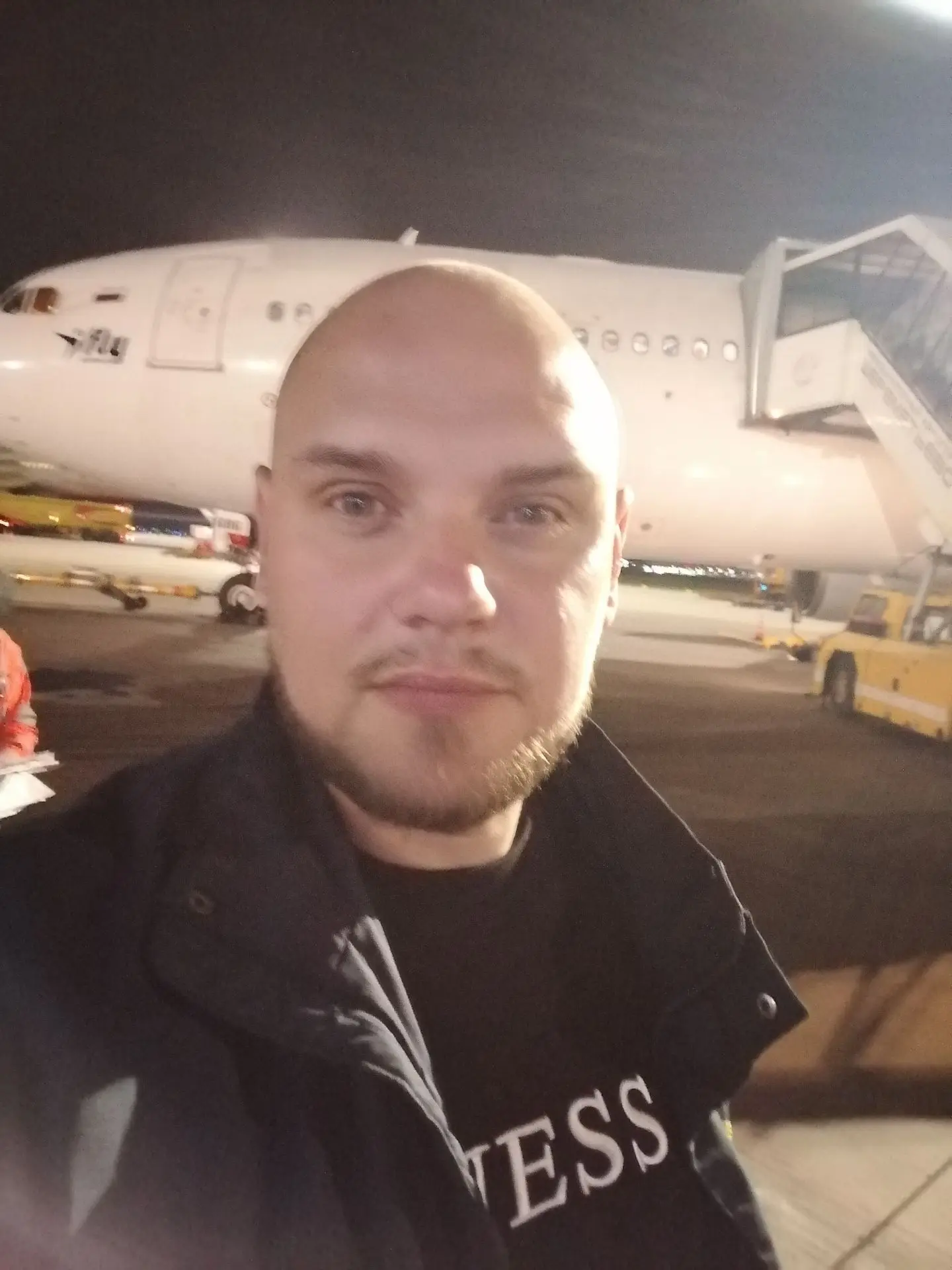 👦 Антон, 41