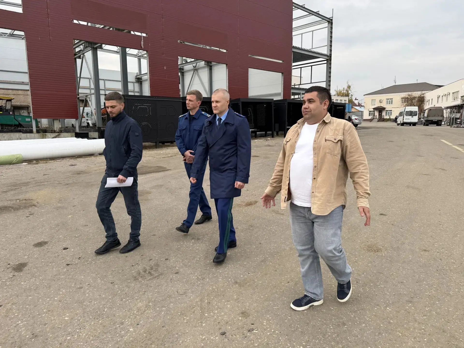 Прокурор области Андрей Жугин посетил в Иванове компанию ООО «Союз Автодор», осуществля...