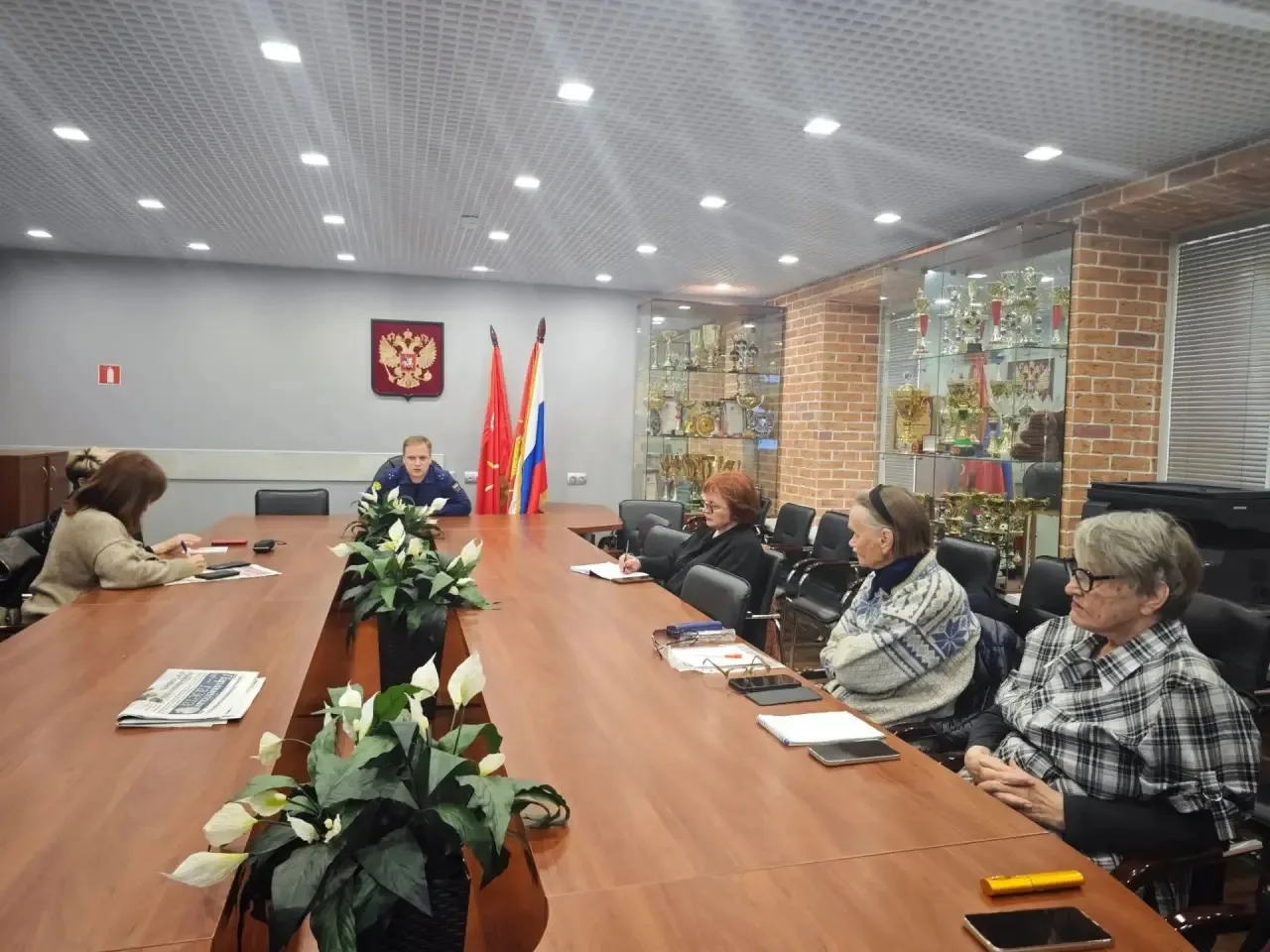 Мы регулярно на наших занятиях с жителями стараемся находить темы, о которых нужно гово...