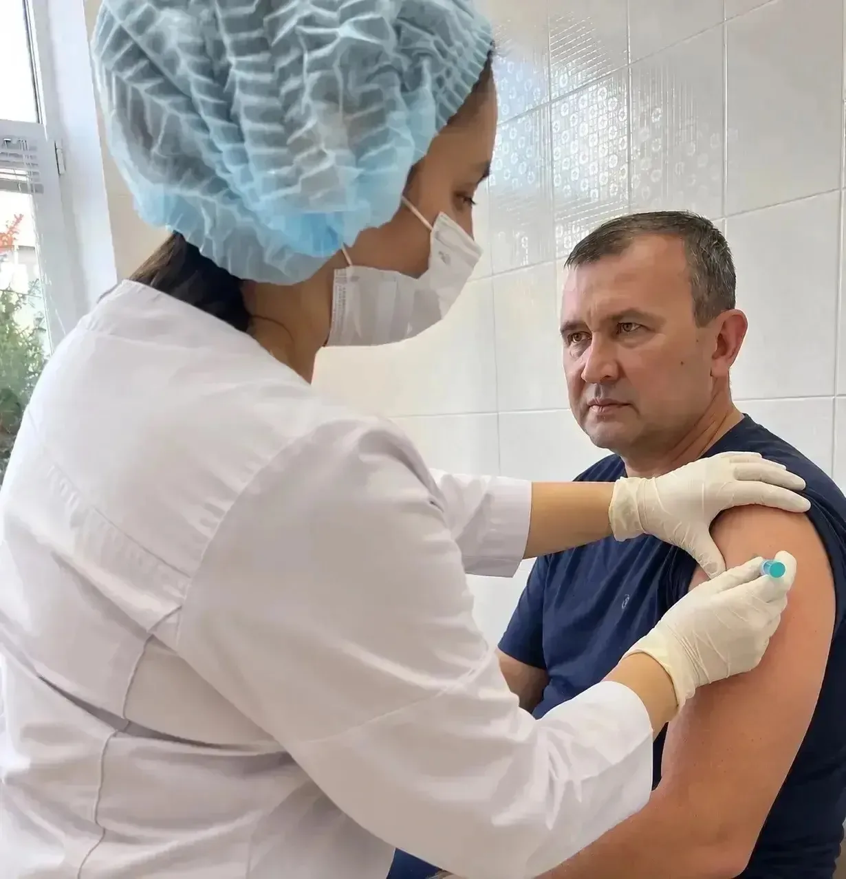 Сделал прививку от гриппа. Считаю это правильным и ответственным шагом — в первую очере...