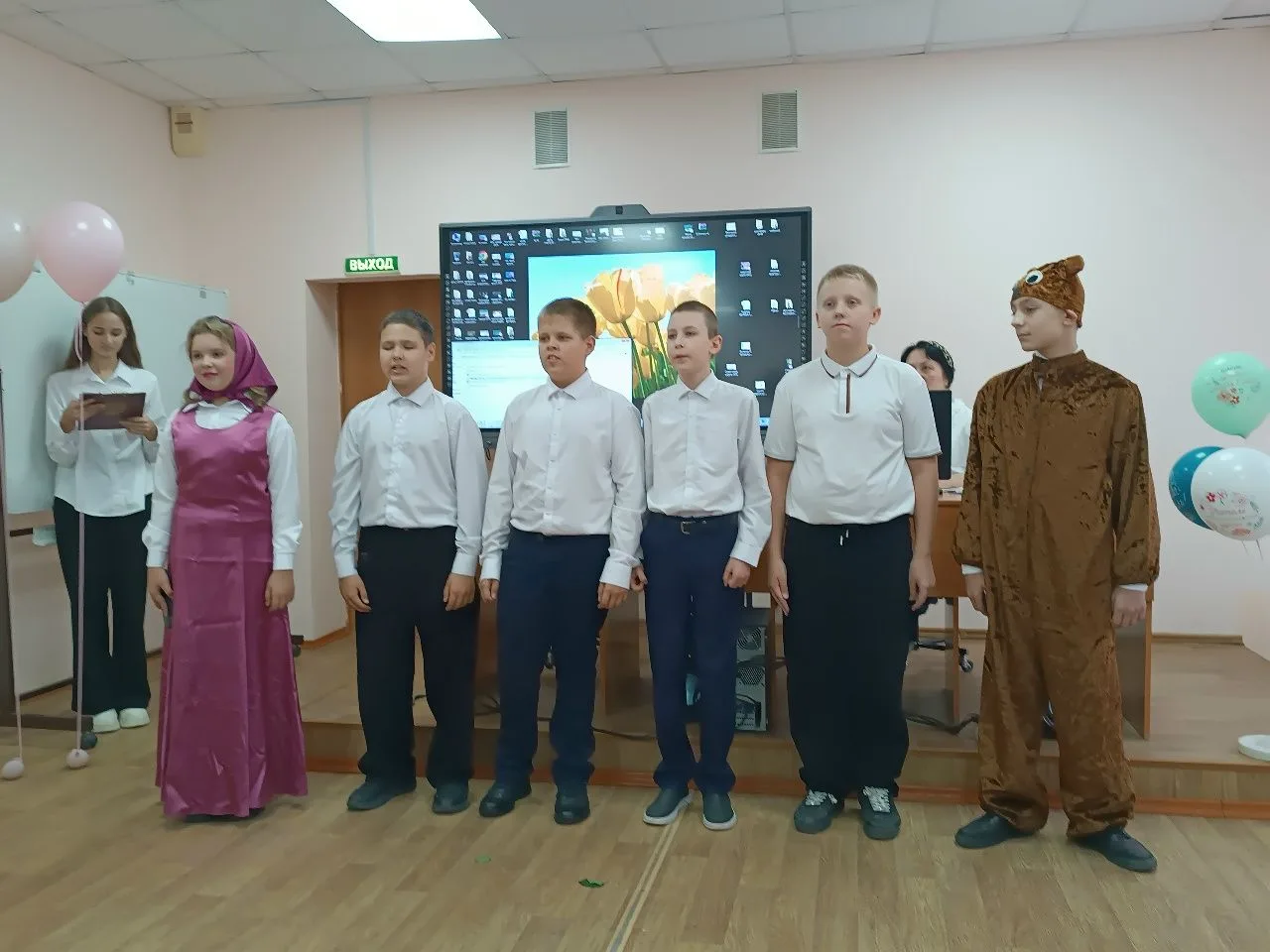 Поздравляем с Днём учителя!