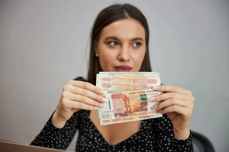 💸 Россиянам объяснили, как влияют праздники на размер зарплаты