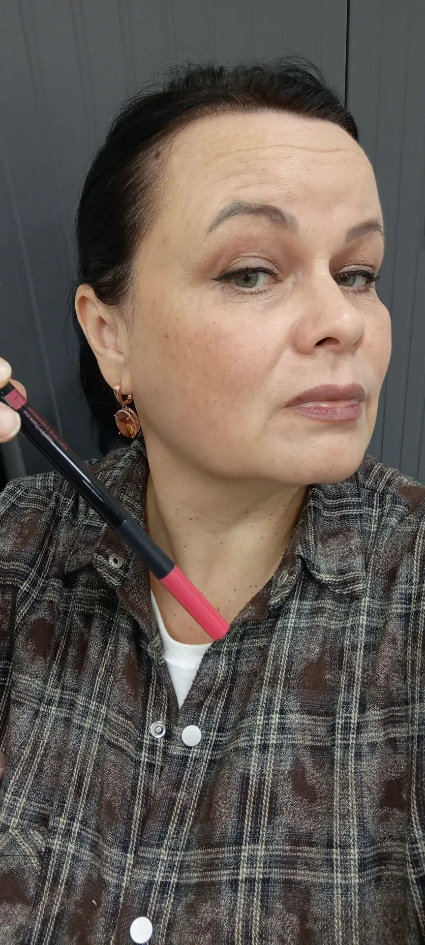 Жидкая подводка для глаз «СуперАкцент» Maximeyeser, Черная от Avon