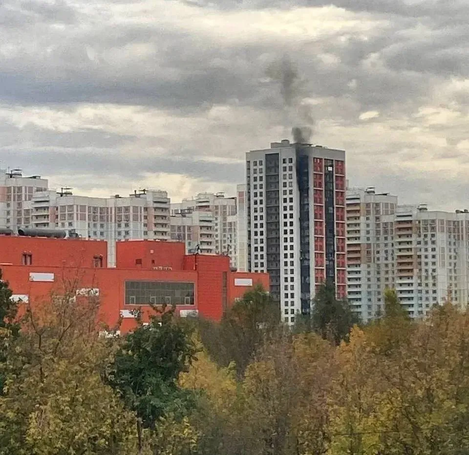 Появилось видео пожара в доме по адресу ул. Борисовка, 18 (ЖК «Ярославский»)