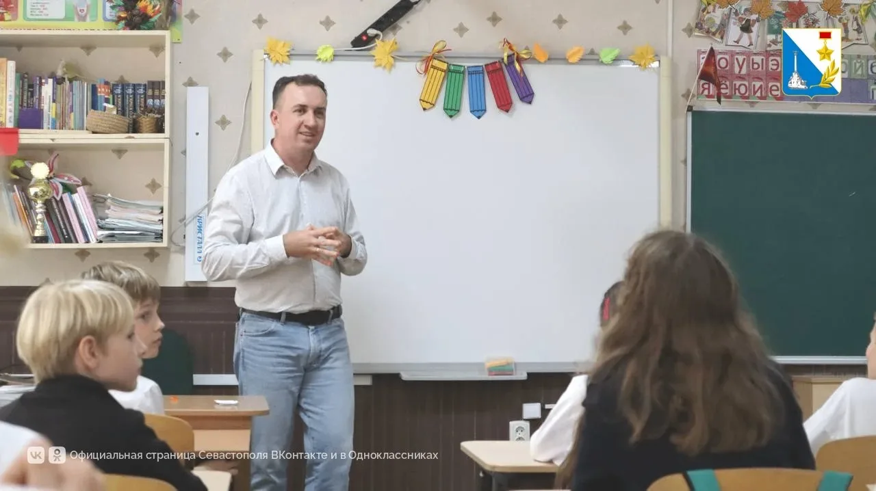 👩‍🏫 С начала года участниками проекта «День профессий» стали около 200 школьников.