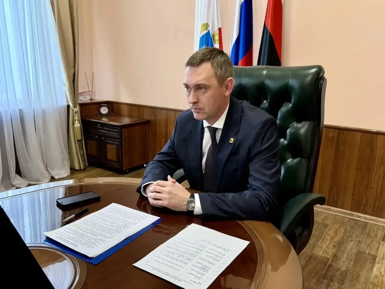 😂Служба судебных приставов вручила представителю управляющей компании предупреждения о...