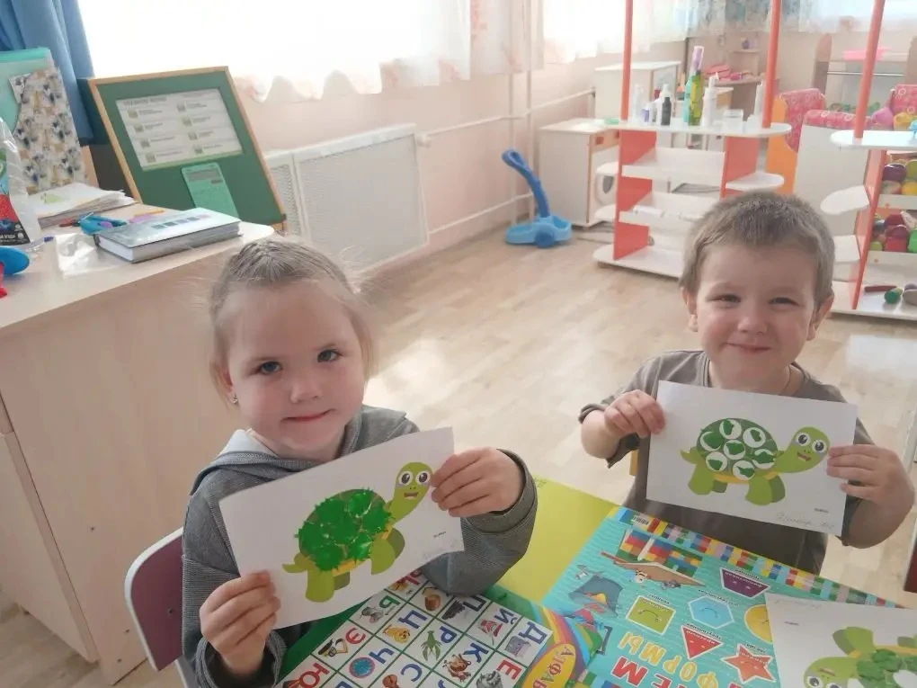🐢 23 мая — Всемирный день черепах! И группа «Колокольчик» его отпраздновала по-своему.