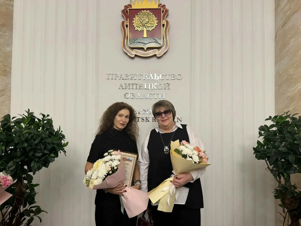 👩‍🏫 Два педагога лицея получили награды ко Дню учителя на торжественном приёме в Прав...