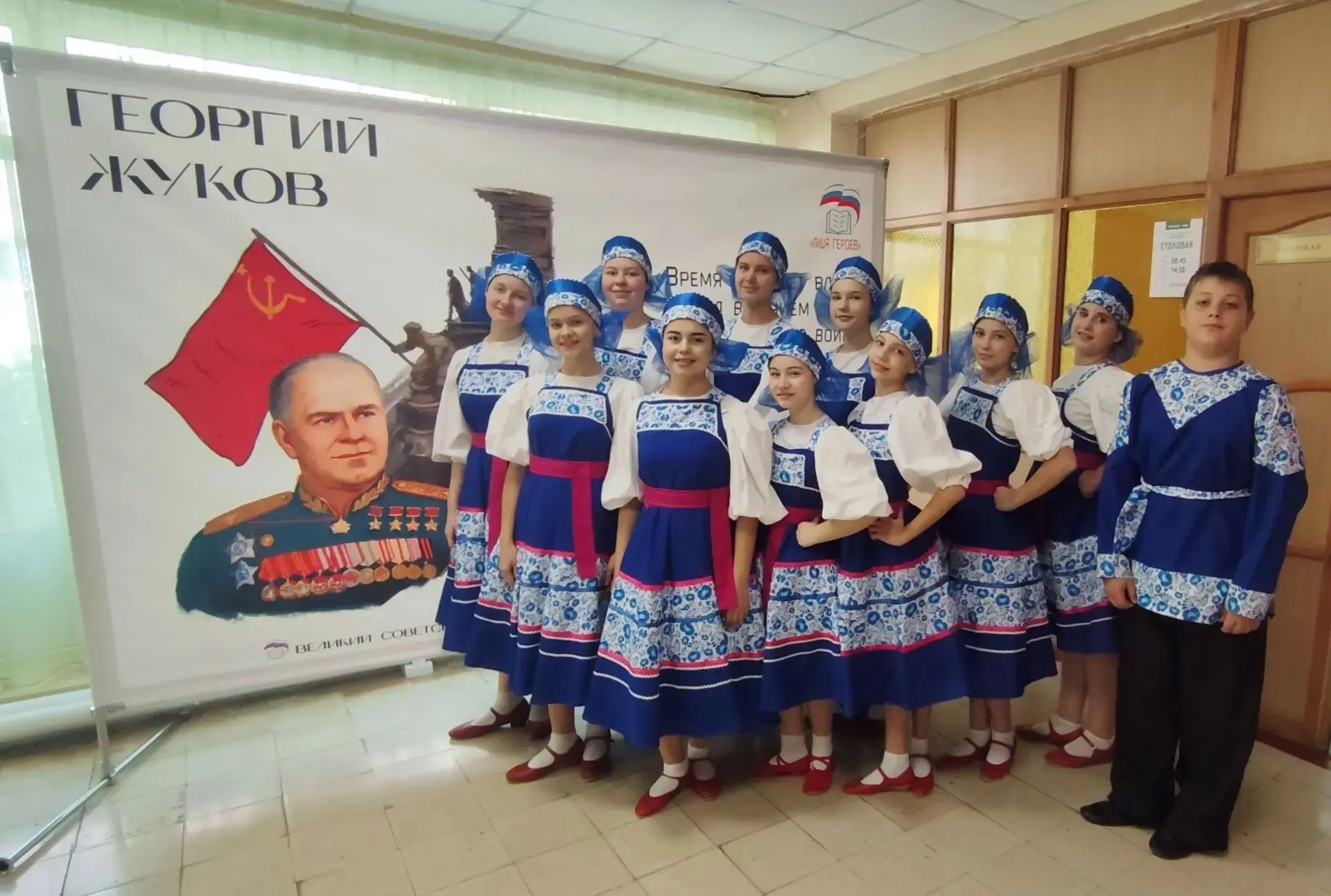 Еще пара моментов музыкально-театрализованного представления в рамках фестиваля детског...