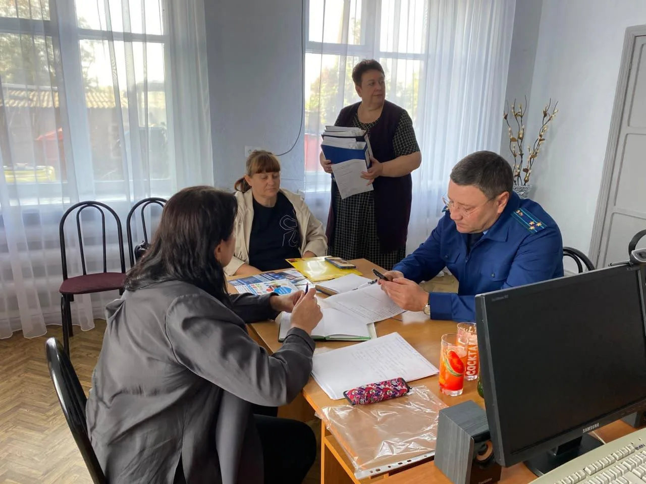 📋🇷🇺Прокурор Ленинградского района А. Коргулев и соцкоординатор фонда «Защитники Отеч...