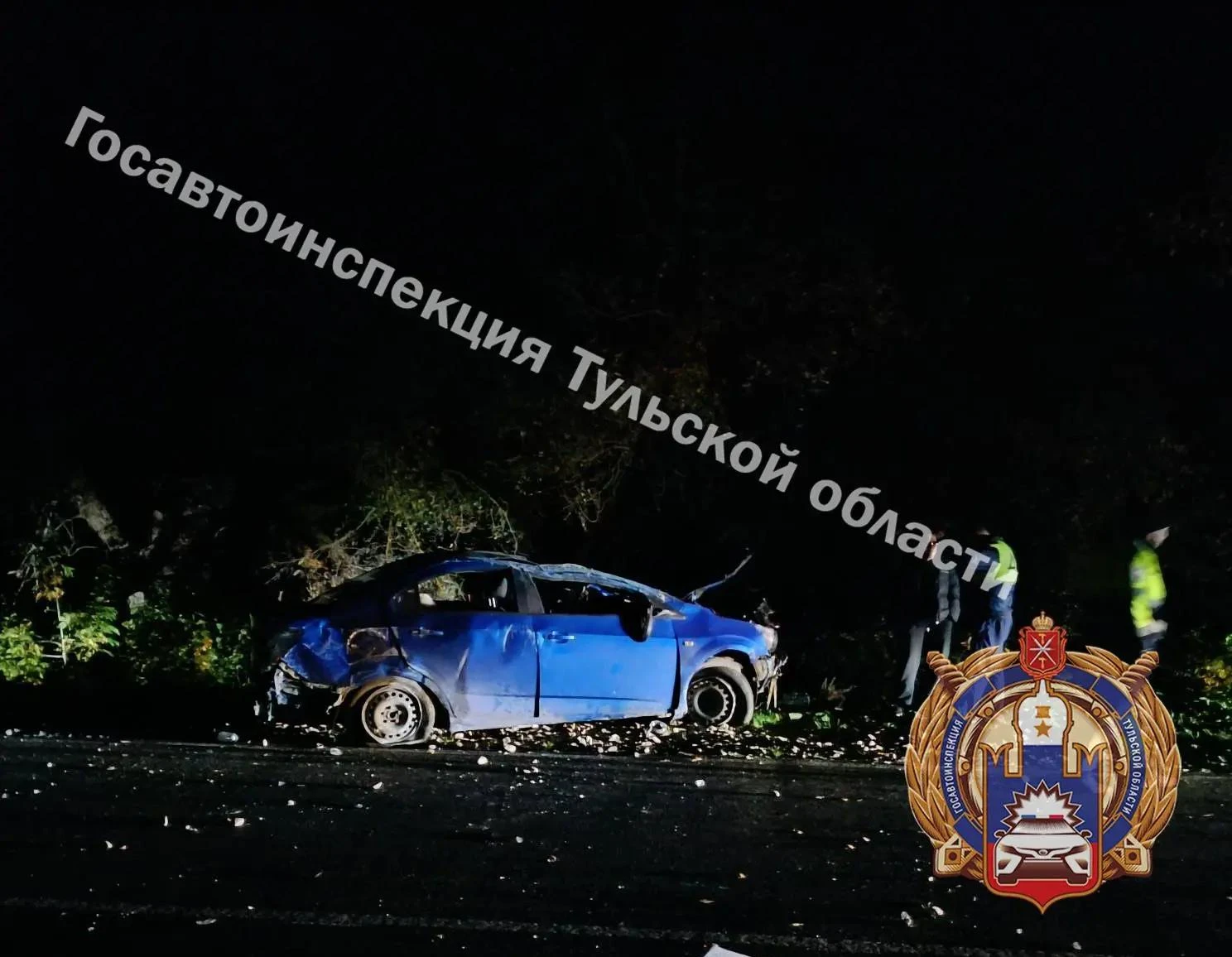 В Новомосковском районе автомобиль опрокинулся в кювет: пострадал водитель