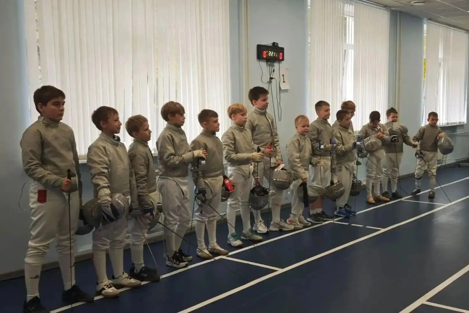 🤺 Юные саблисты Москвы и Подмосковья встретились на открытом турнире в Мытищах