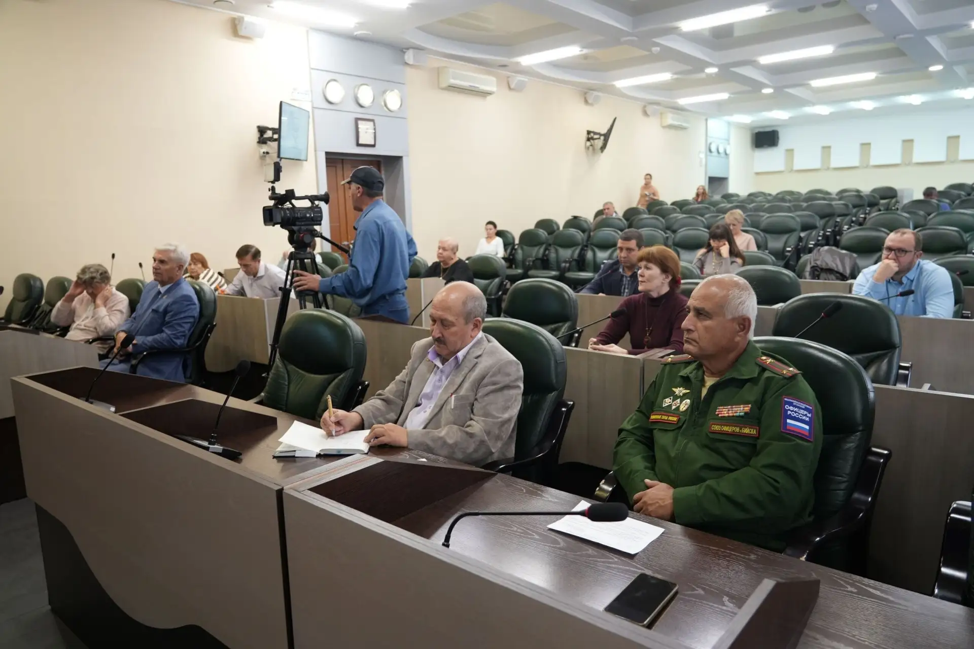 В Администрации Бийска обсудили итоги программы «Формирование комфортной городской сред...