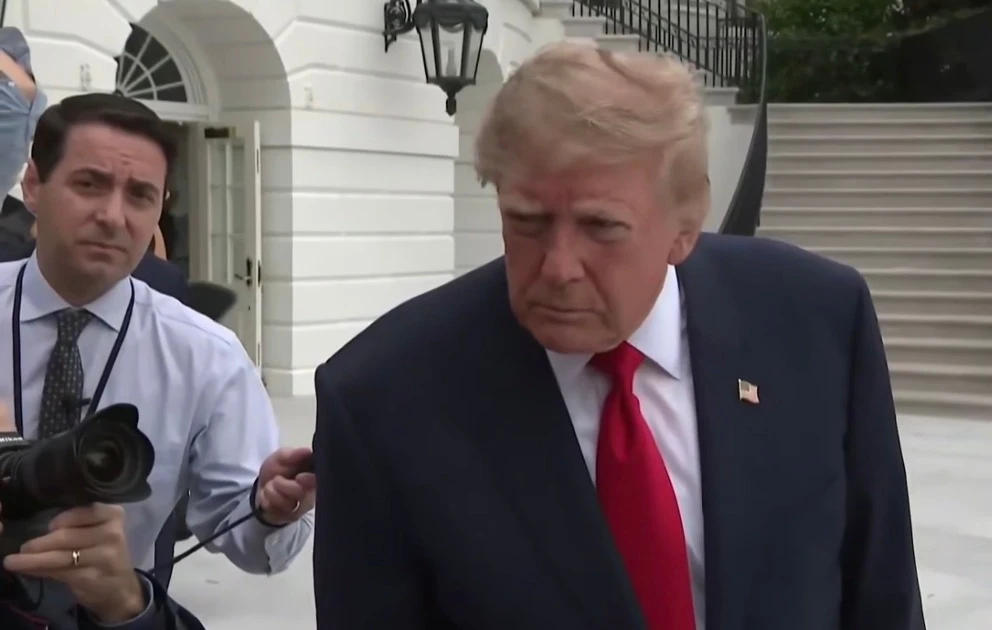 Украине пора назначить нового лидера — Трамп.