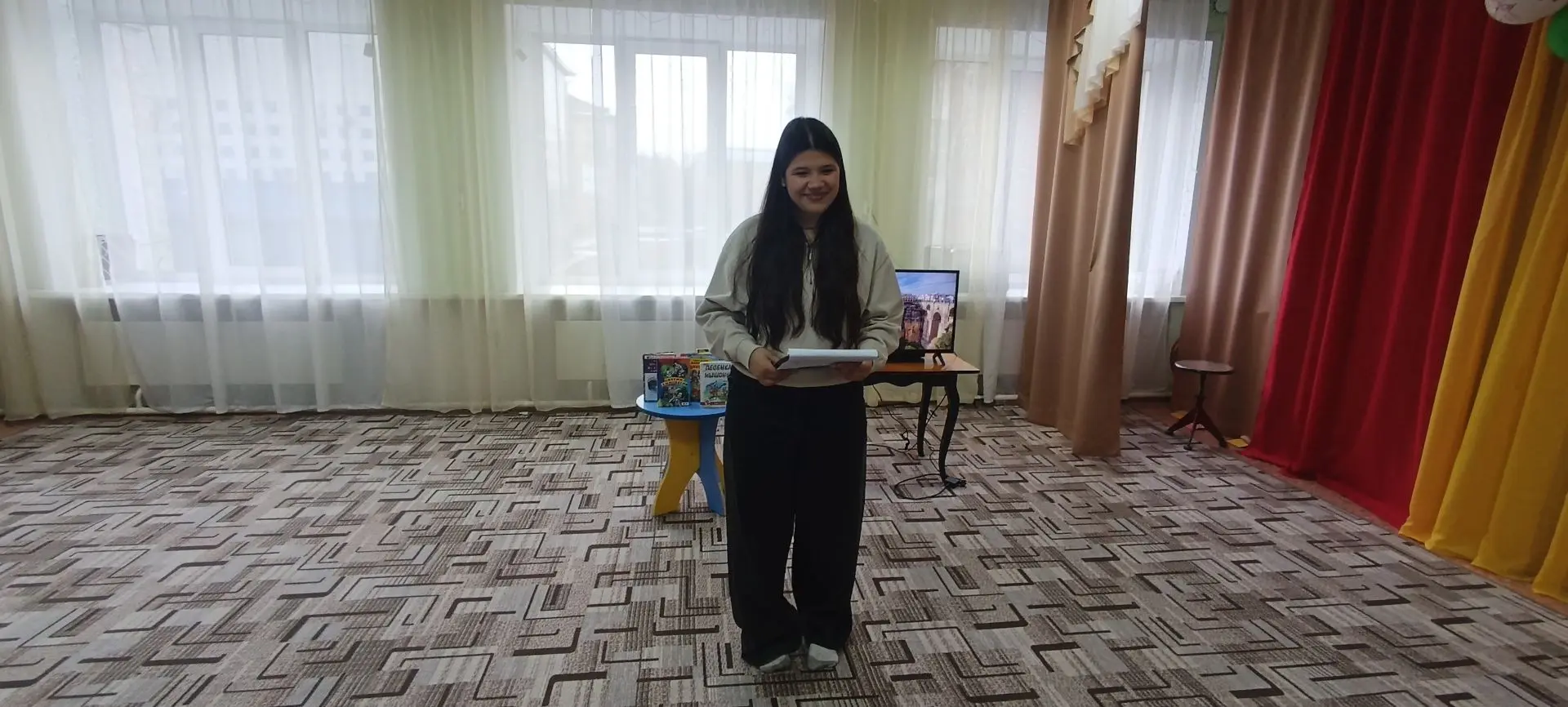 🇷🇺 📺 Сегодня в наш детский сад пришли сотрудники библиотеки города Белово с замечате...