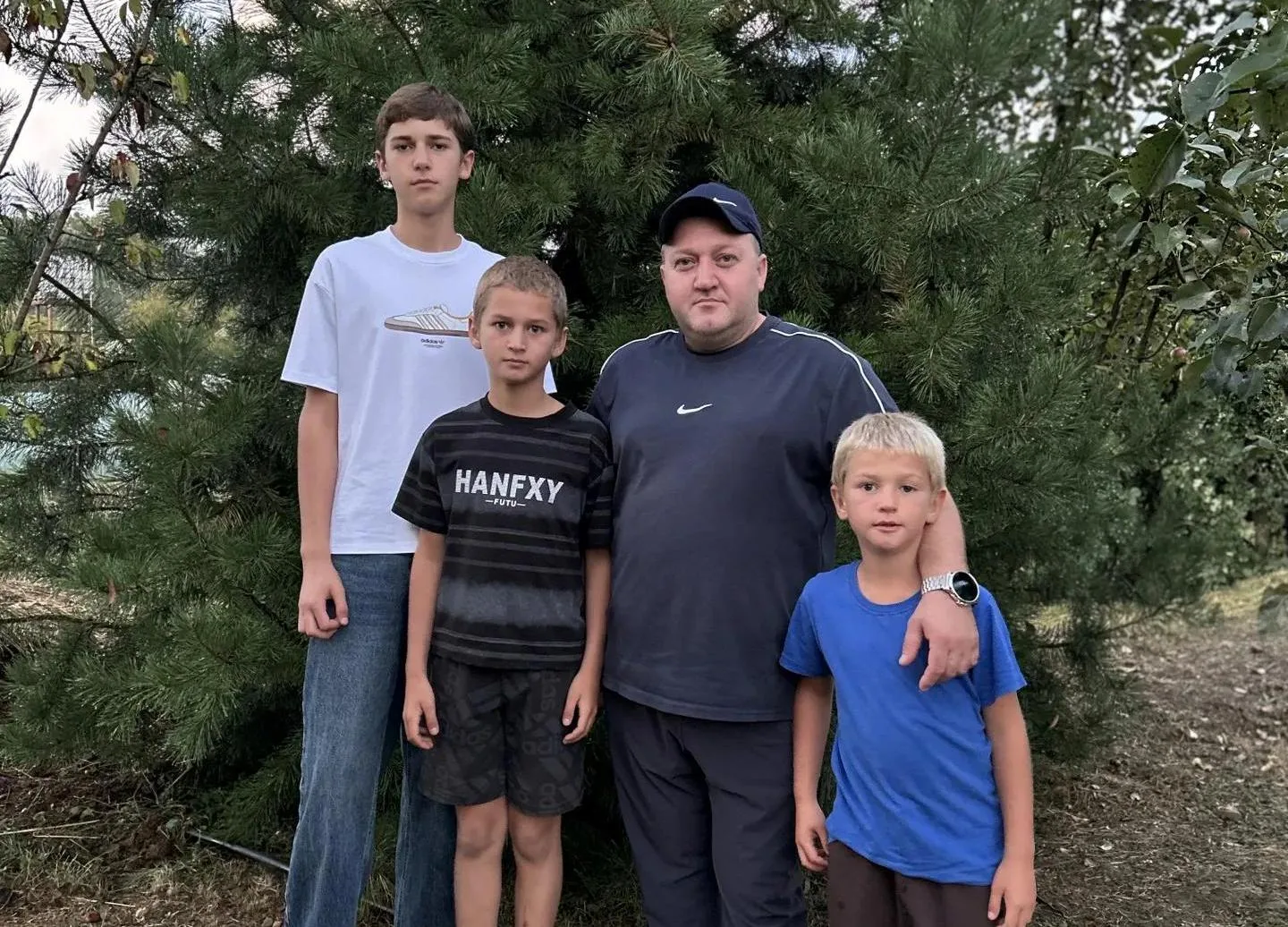 Обучающийся 9 класса Хагур Амаль принял участие в онлайн - флешмобе "Спасибо , папа!". ...