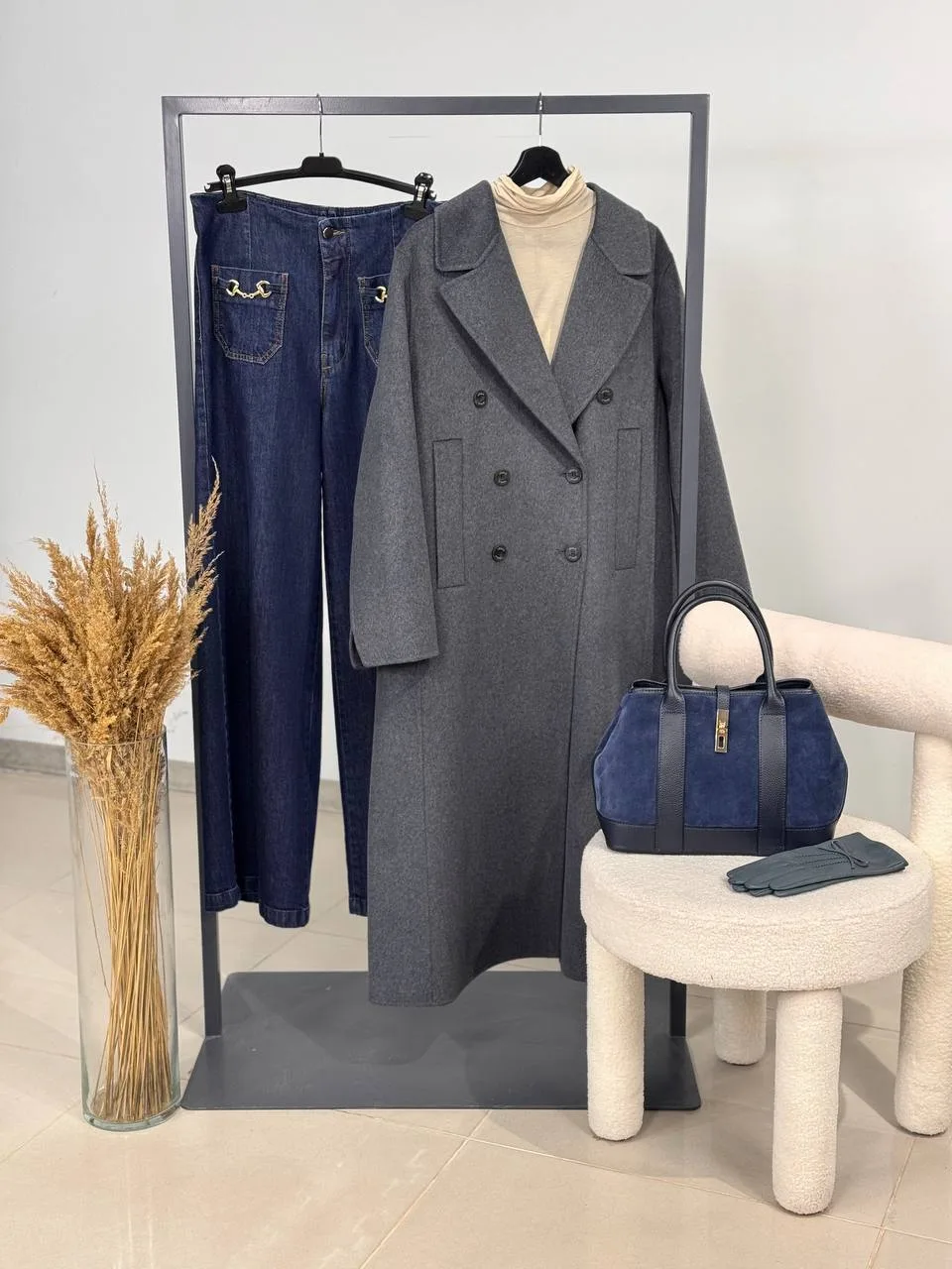 Девушки, без хороших джинсов не обходится ни один гардероб! 🔥👖