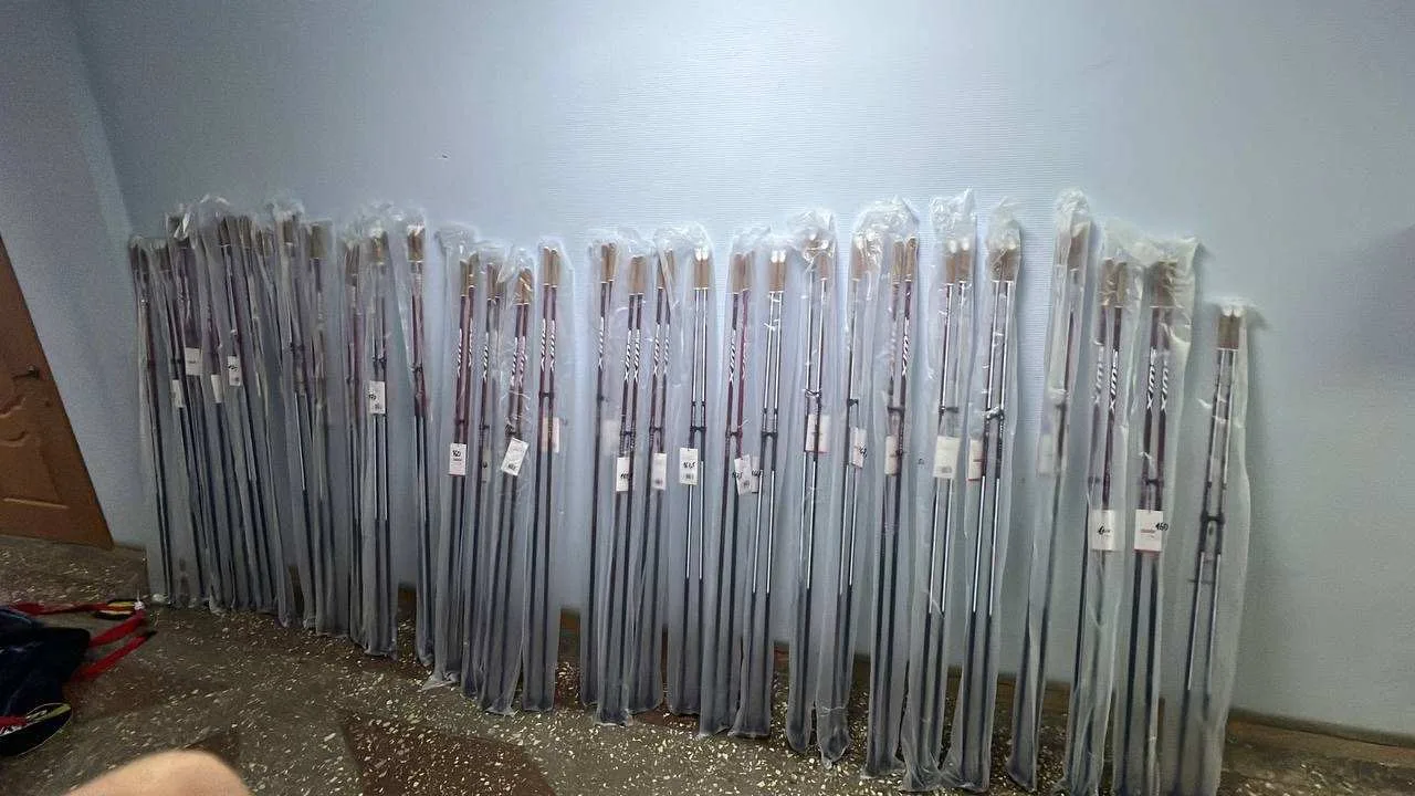 Палки Swix -4.0 ростовки ( 155, 157,5, 160, 162,5 ,165, 167,5 ,170,175) цена 20 тыс