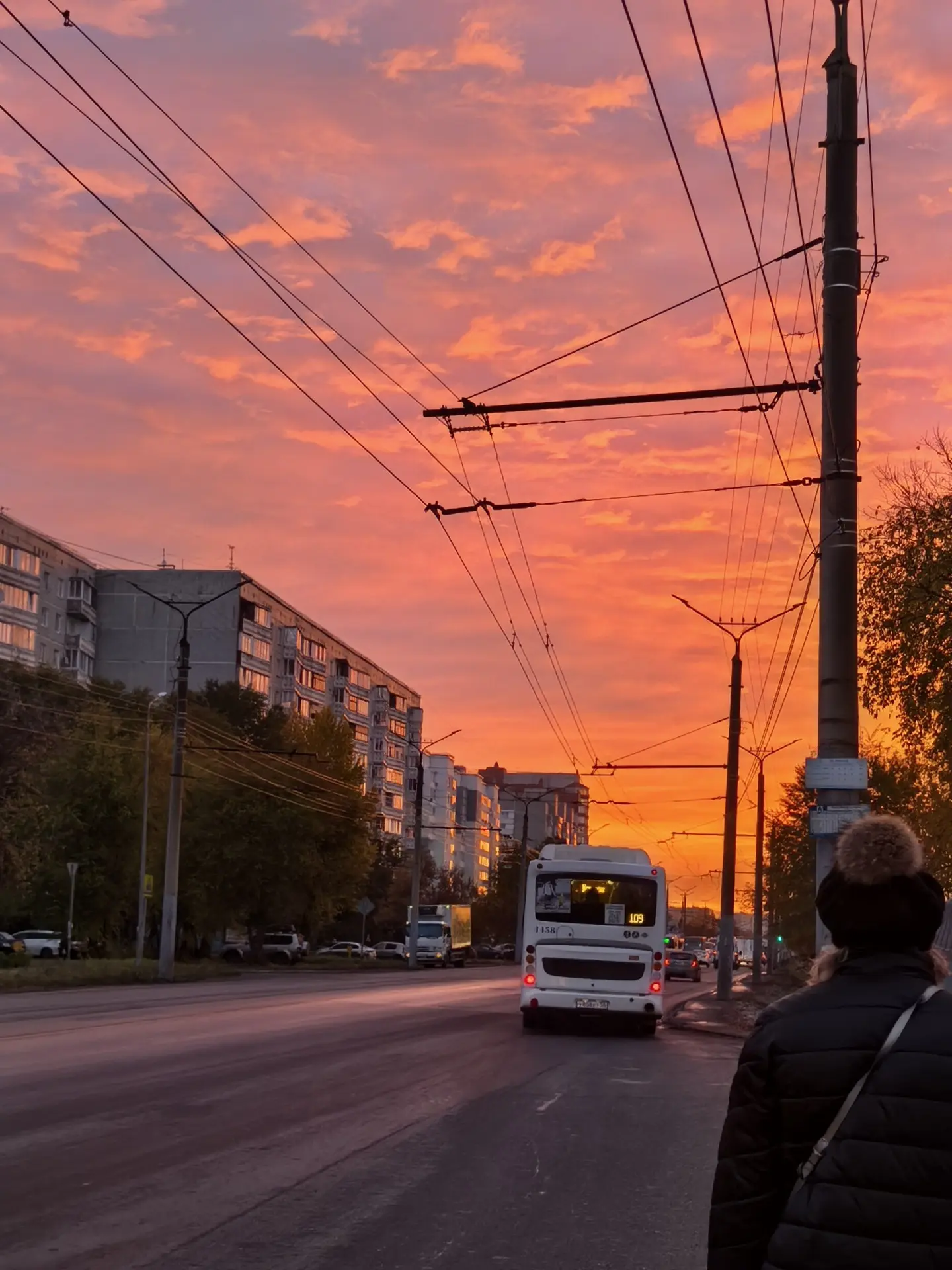 Малиновый рассвет над Омском 😍