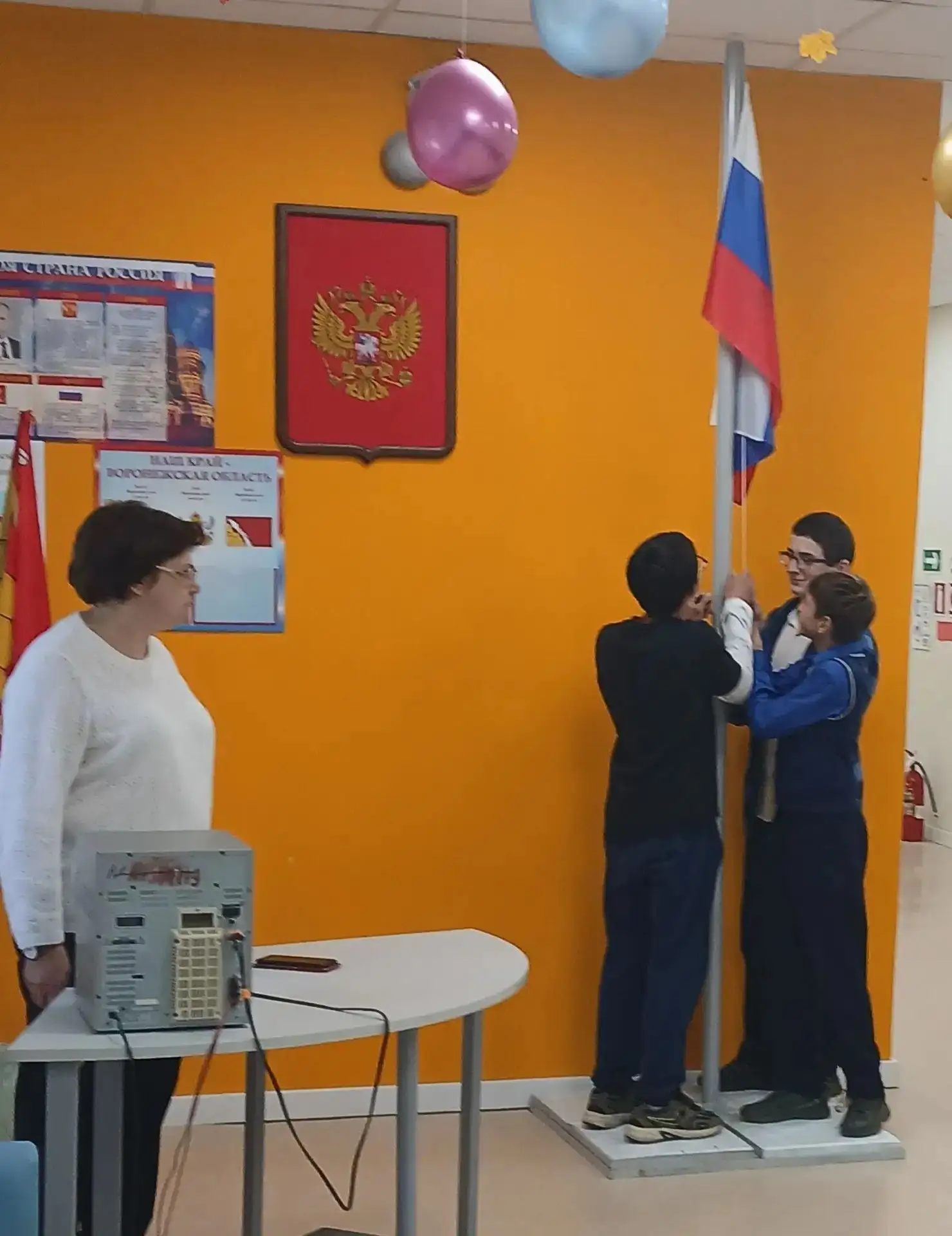 🚩 6 неделя учебного года завершена! Флаг спущен, яркая неделя позади. Но какой же это ...