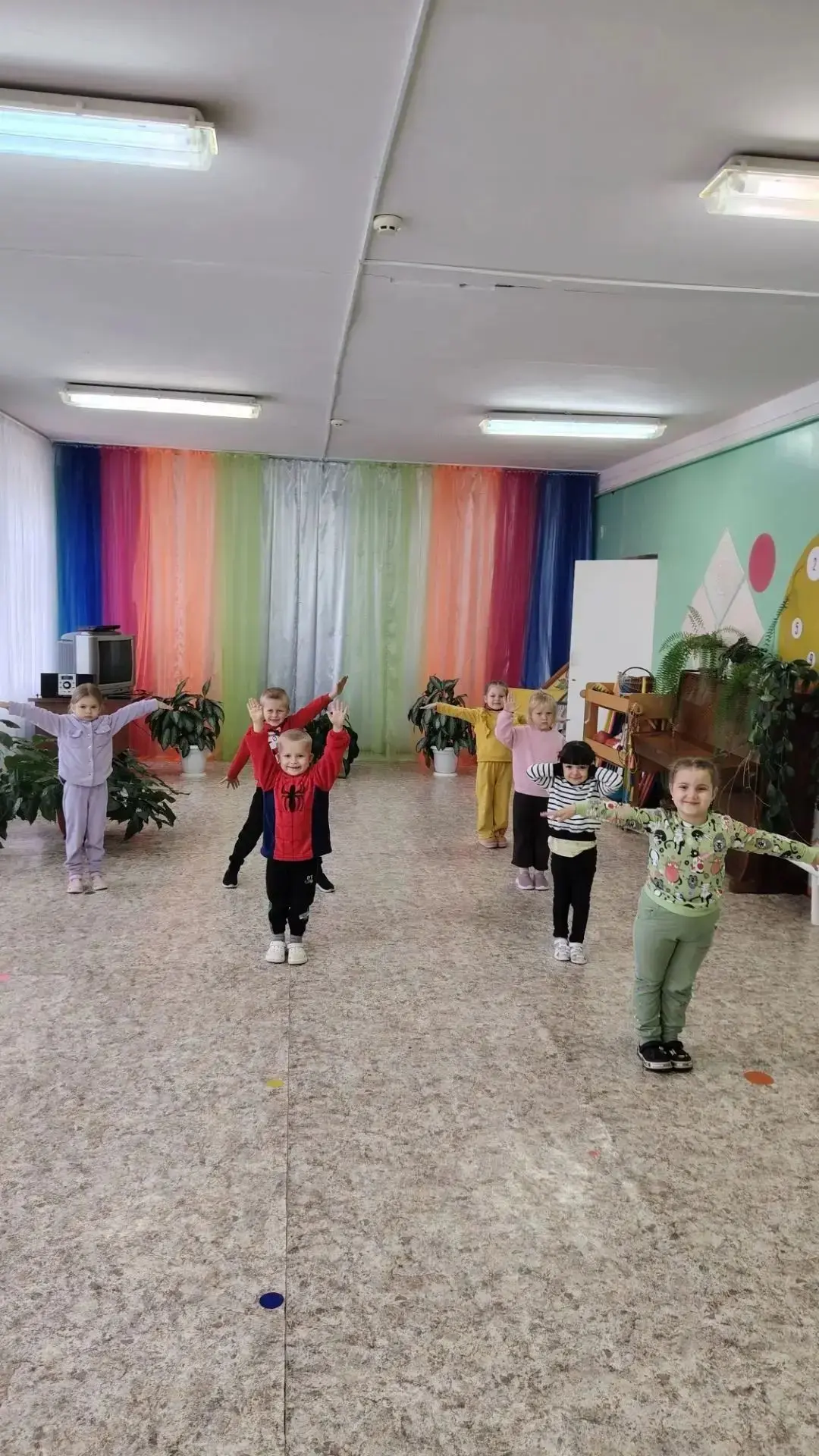 Сегодня, 8 октября, наш день в садике прошёл очень весело, познавательно и продуктивно! 🎉