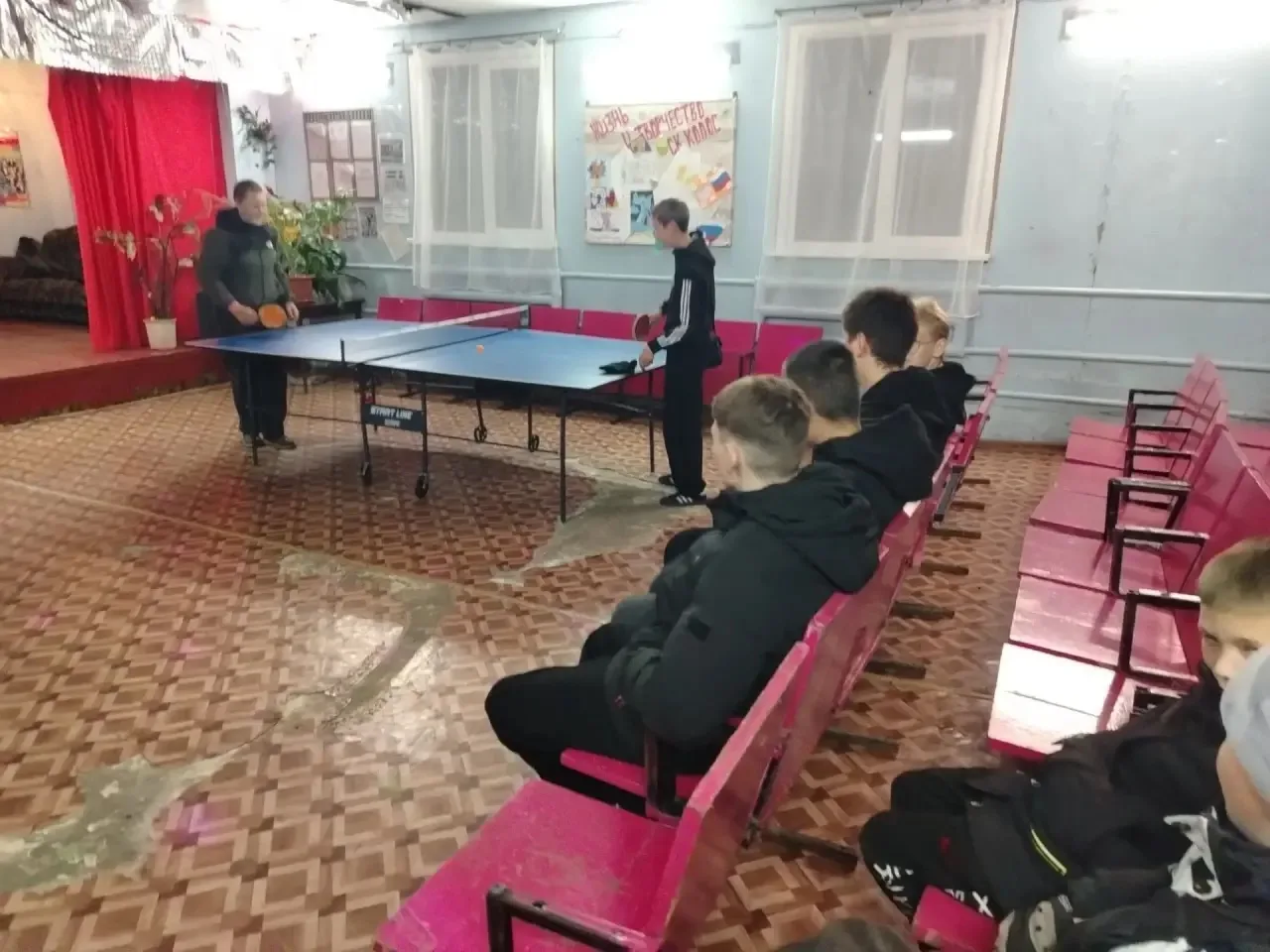 10 октября в СК п. "Колос" состоялся турнир по настольному теннису среди подростков "Лу...