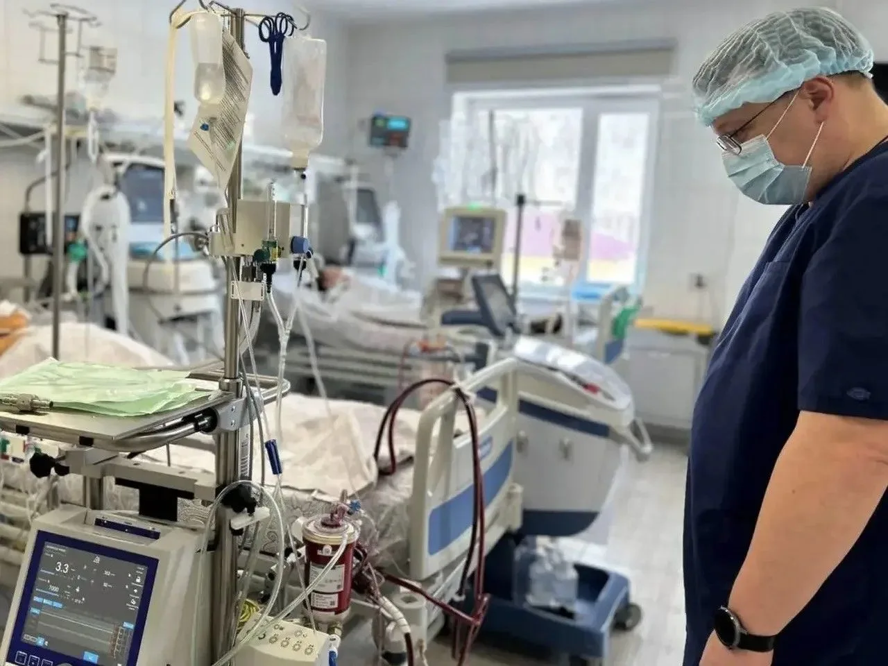 🙏 Спасти жизнь за несколько минут: в Ханты-Мансийске у мужчины остановилось сердце